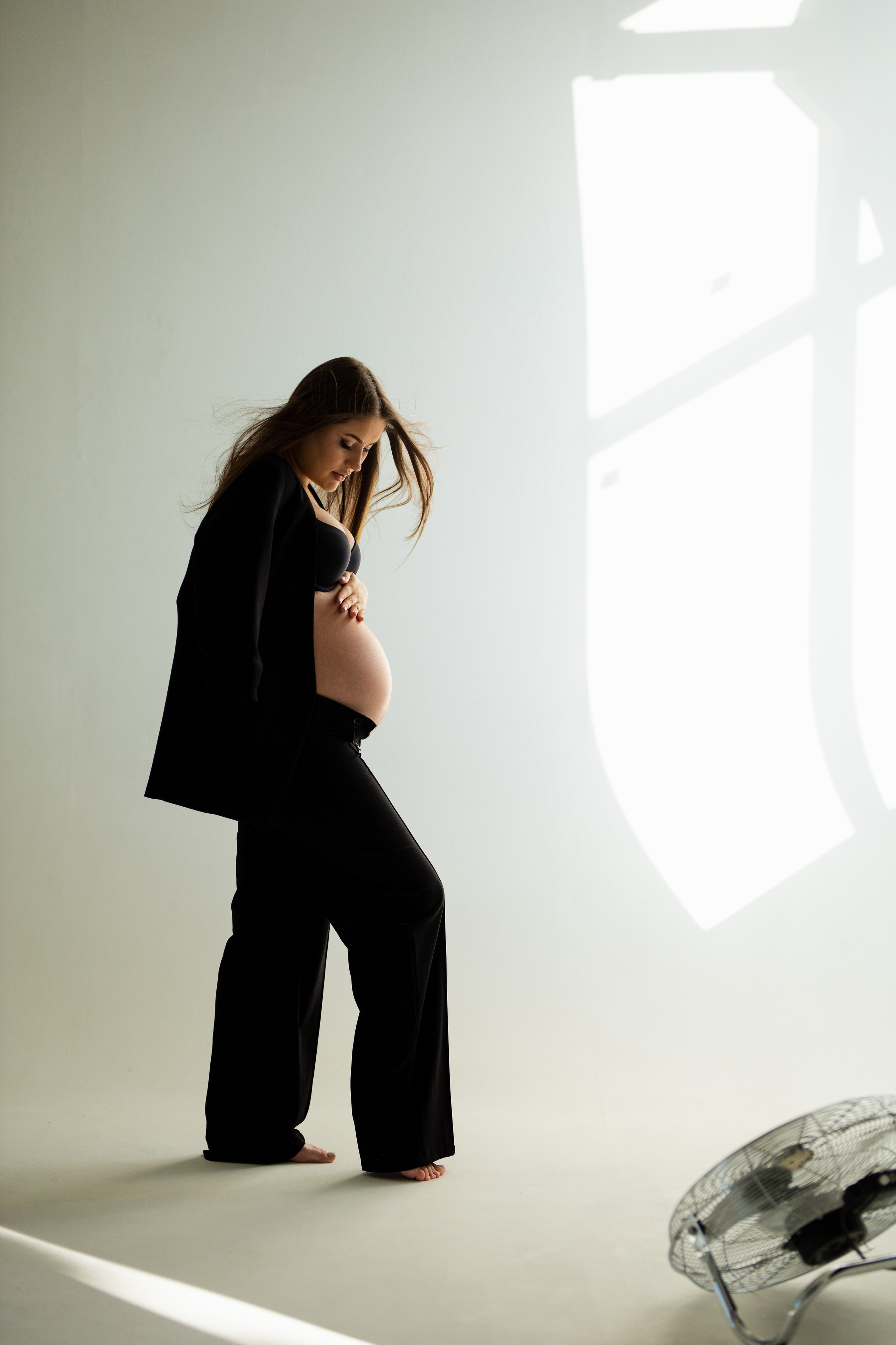 Pregnant. Lifestyle photographer Vancouver Island