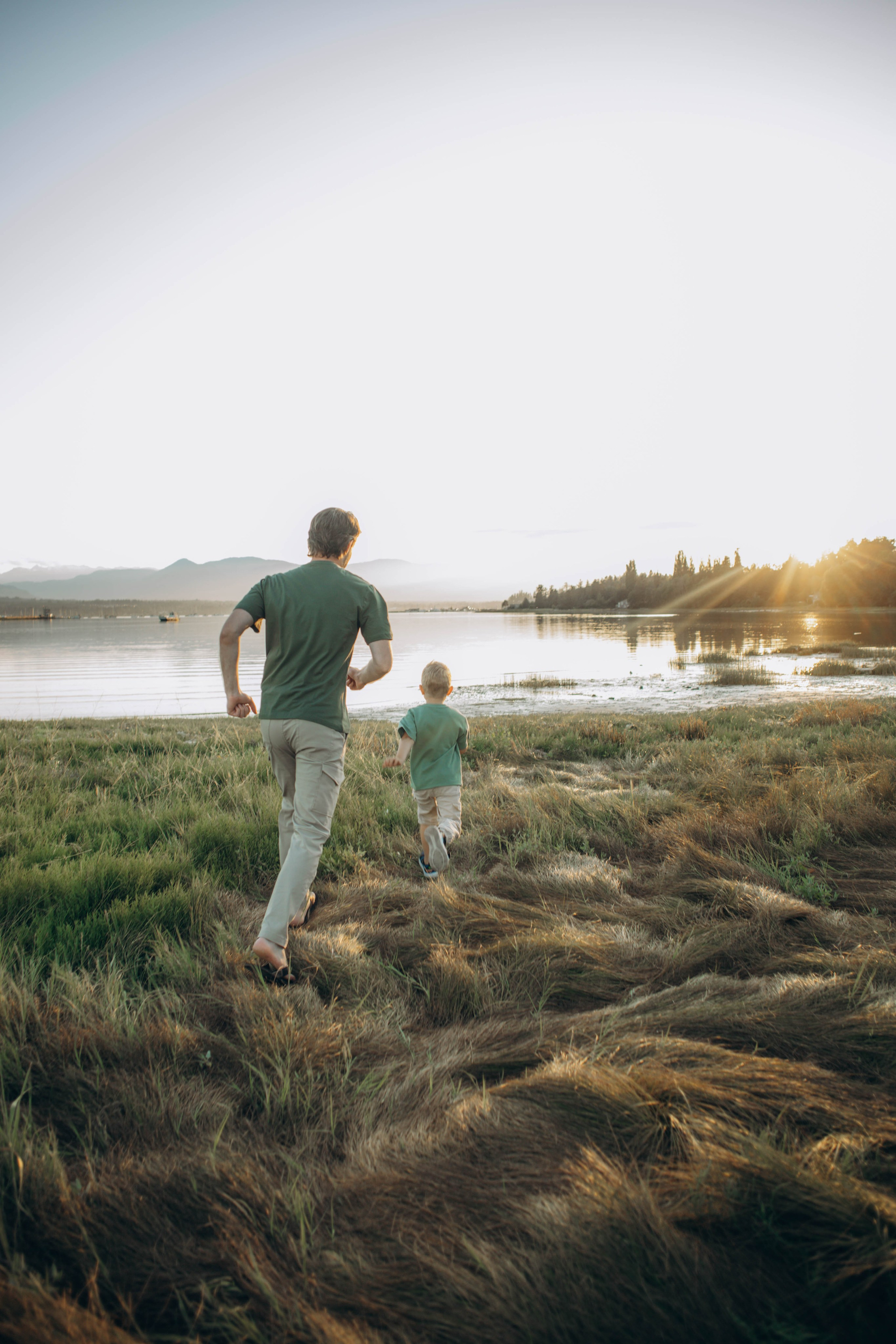 Family. Lifestyle photographer Vancouver Island