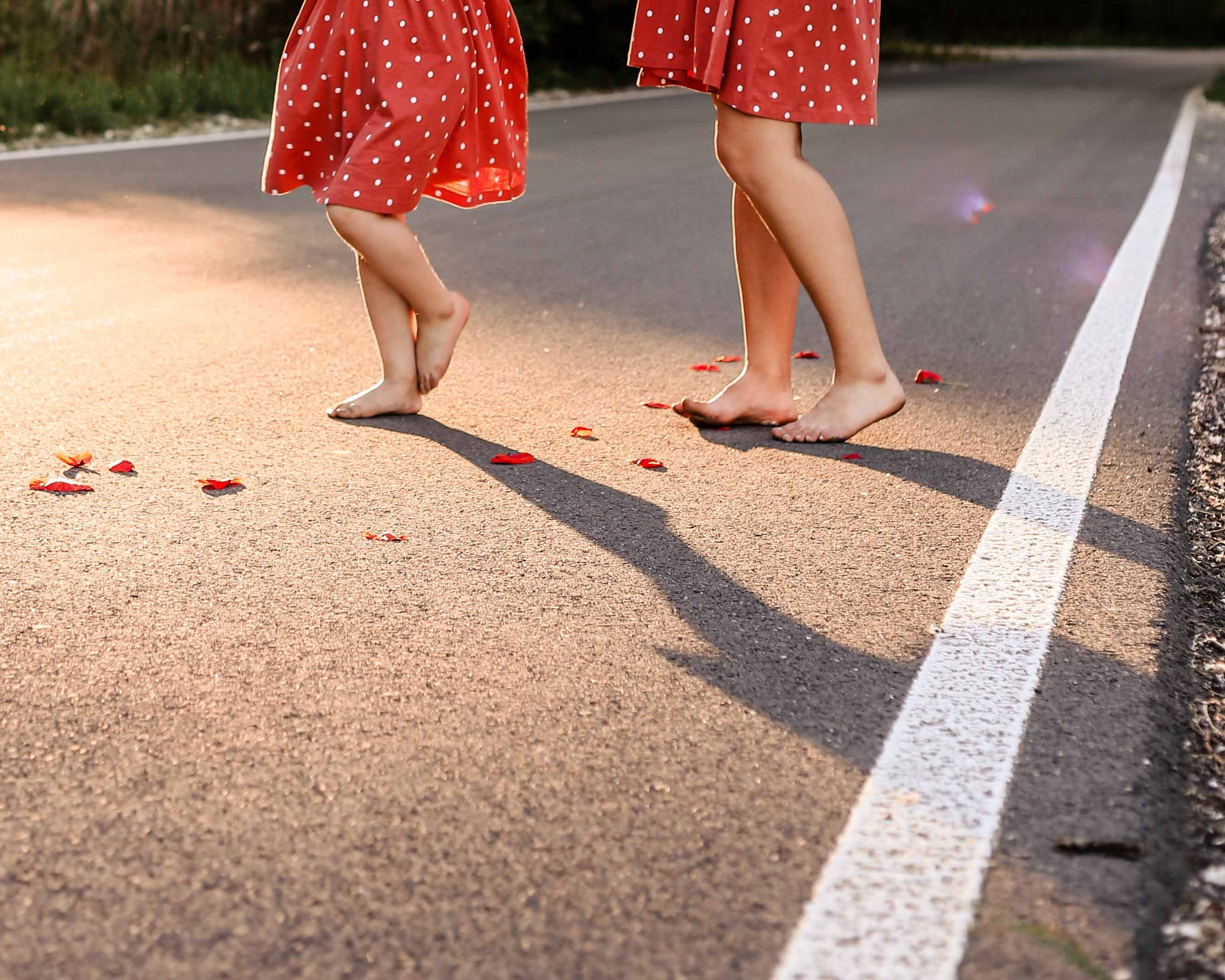 Mom & daughter. Lifestyle photographer Vancouver Island