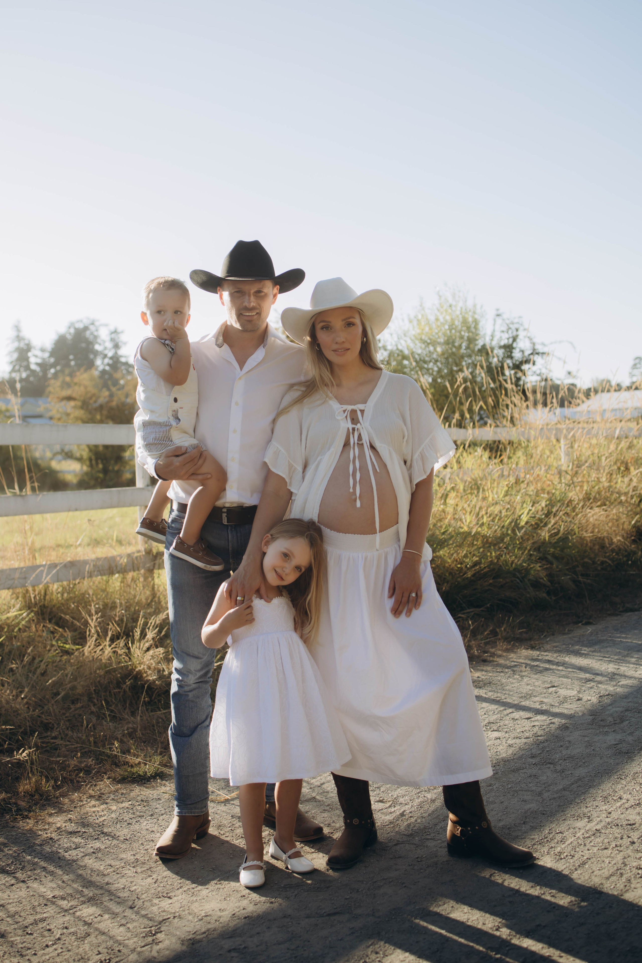 Family. Lifestyle photographer Vancouver Island