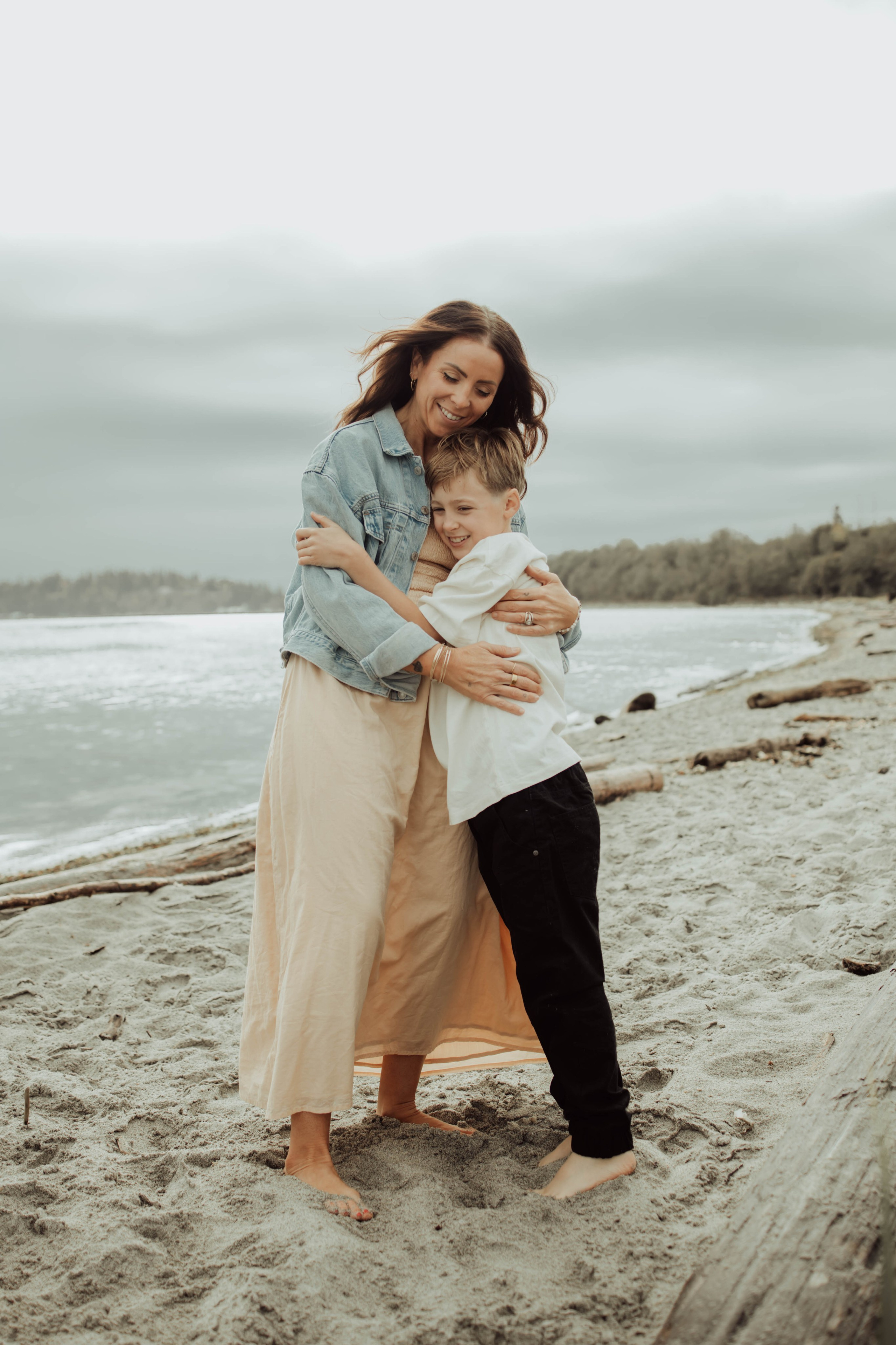 Family. Lifestyle photographer Vancouver Island