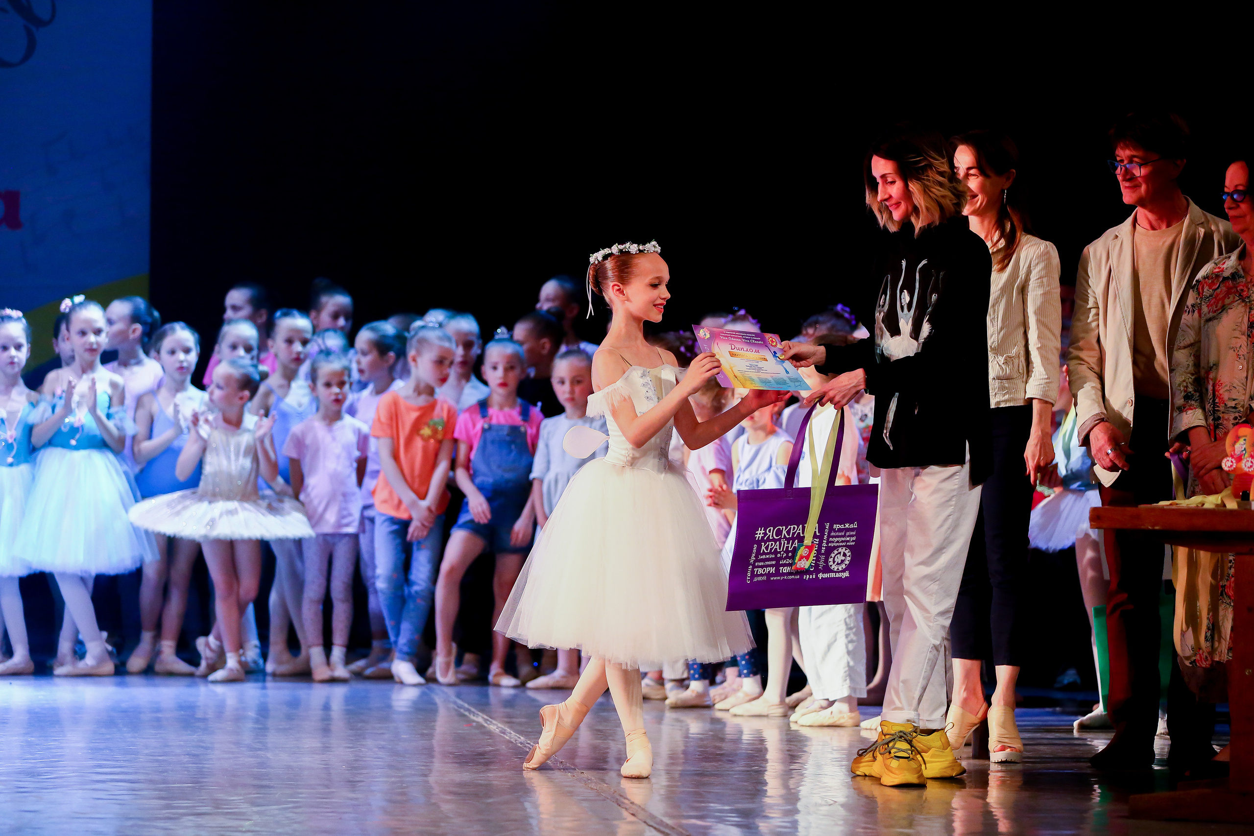 Tanzwettbewerb für Kinder. Brez Production – Reportagefotografie & Videoproduktion in Baden-Württemberg