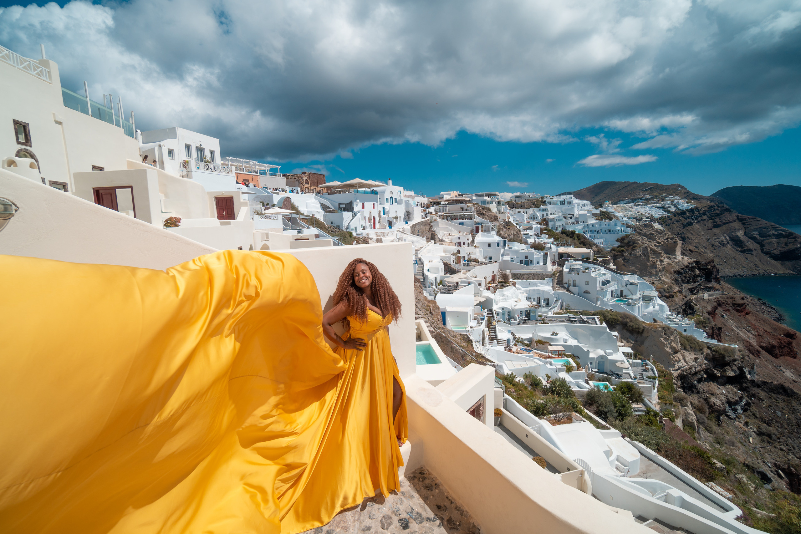 Santorini flying dress reviews photographer & Testimonials | SokoLOVE. Photographer in Santorini SokoLOVE Alex| Flying Dress Santorini