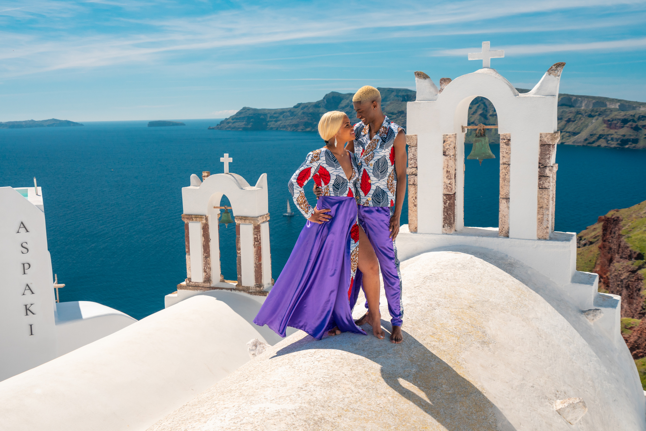 Authentic Full Photo Shoot – No Photoshop, 2020 Edition. Photographer in Santorini SokoLOVE Alex| Flying Dress Santorini
