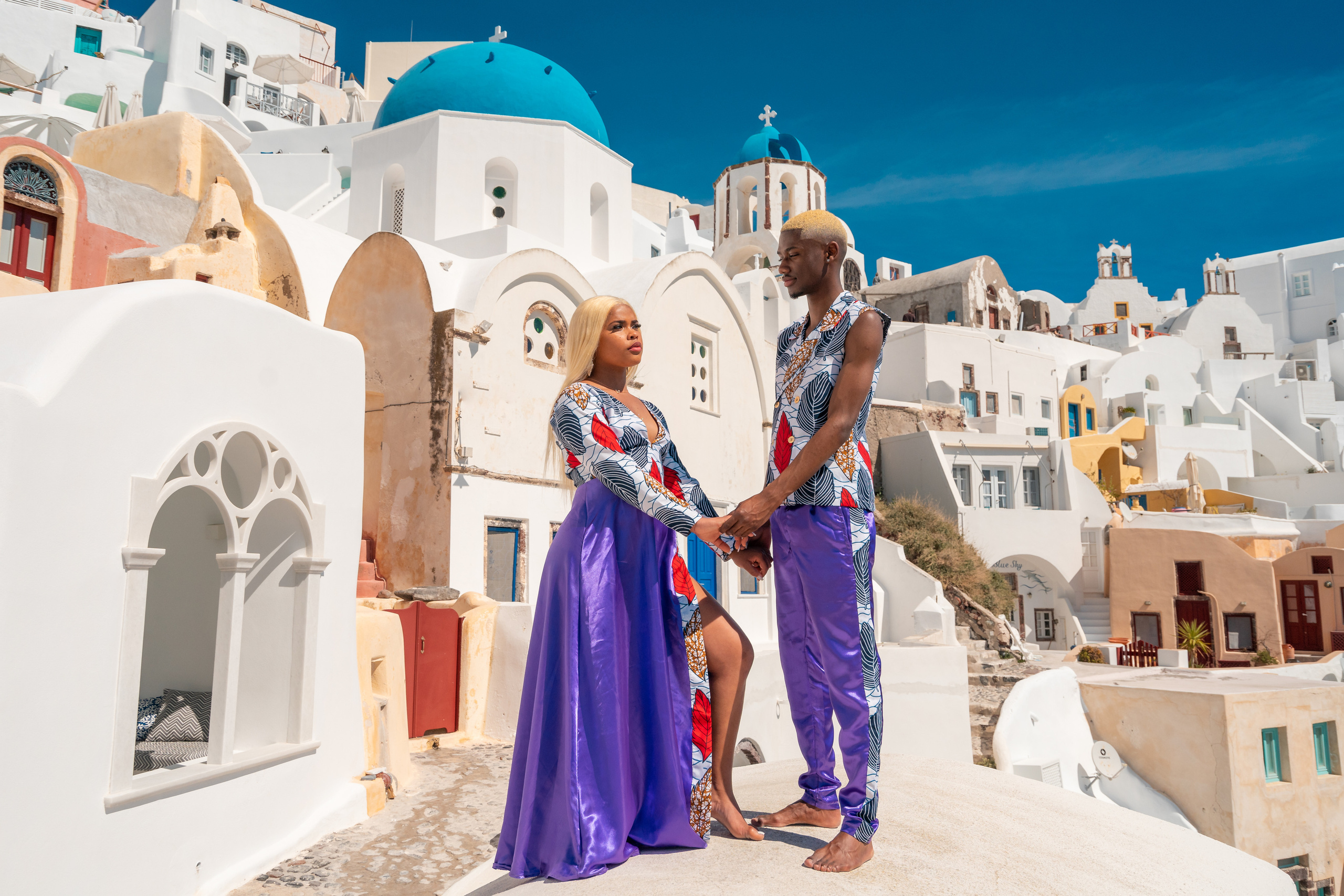 Authentic Full Photo Shoot – No Photoshop, 2020 Edition. Photographer in Santorini SokoLOVE Alex| Flying Dress Santorini