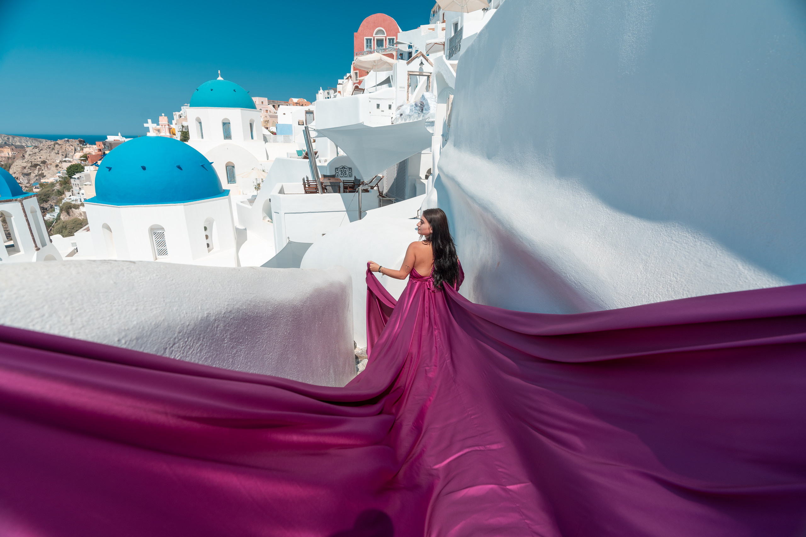 Santorini flying dress reviews photographer & Testimonials | SokoLOVE. Photographer in Santorini SokoLOVE Alex| Flying Dress Santorini