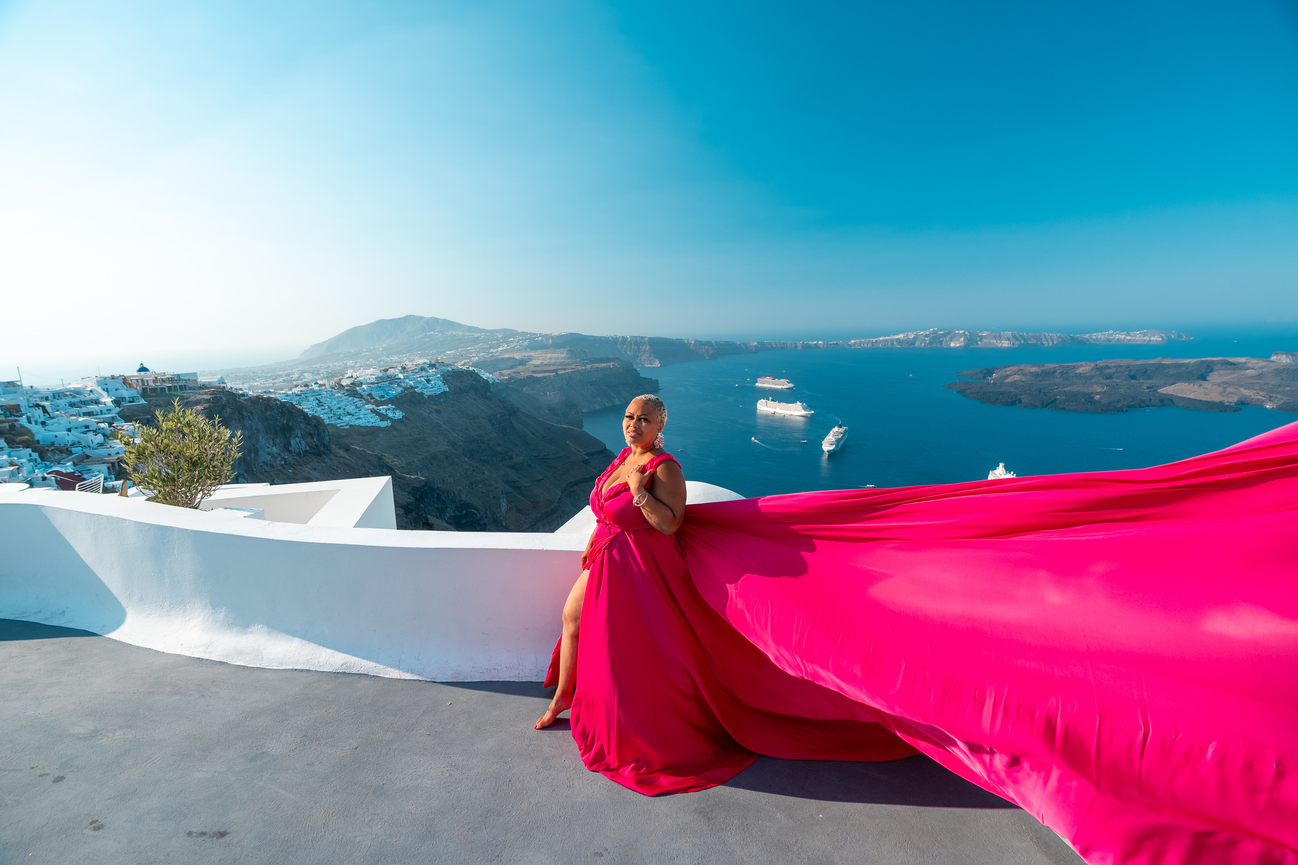 Santorini flying dress reviews photographer & Testimonials | SokoLOVE. Photographer in Santorini SokoLOVE Alex| Flying Dress Santorini