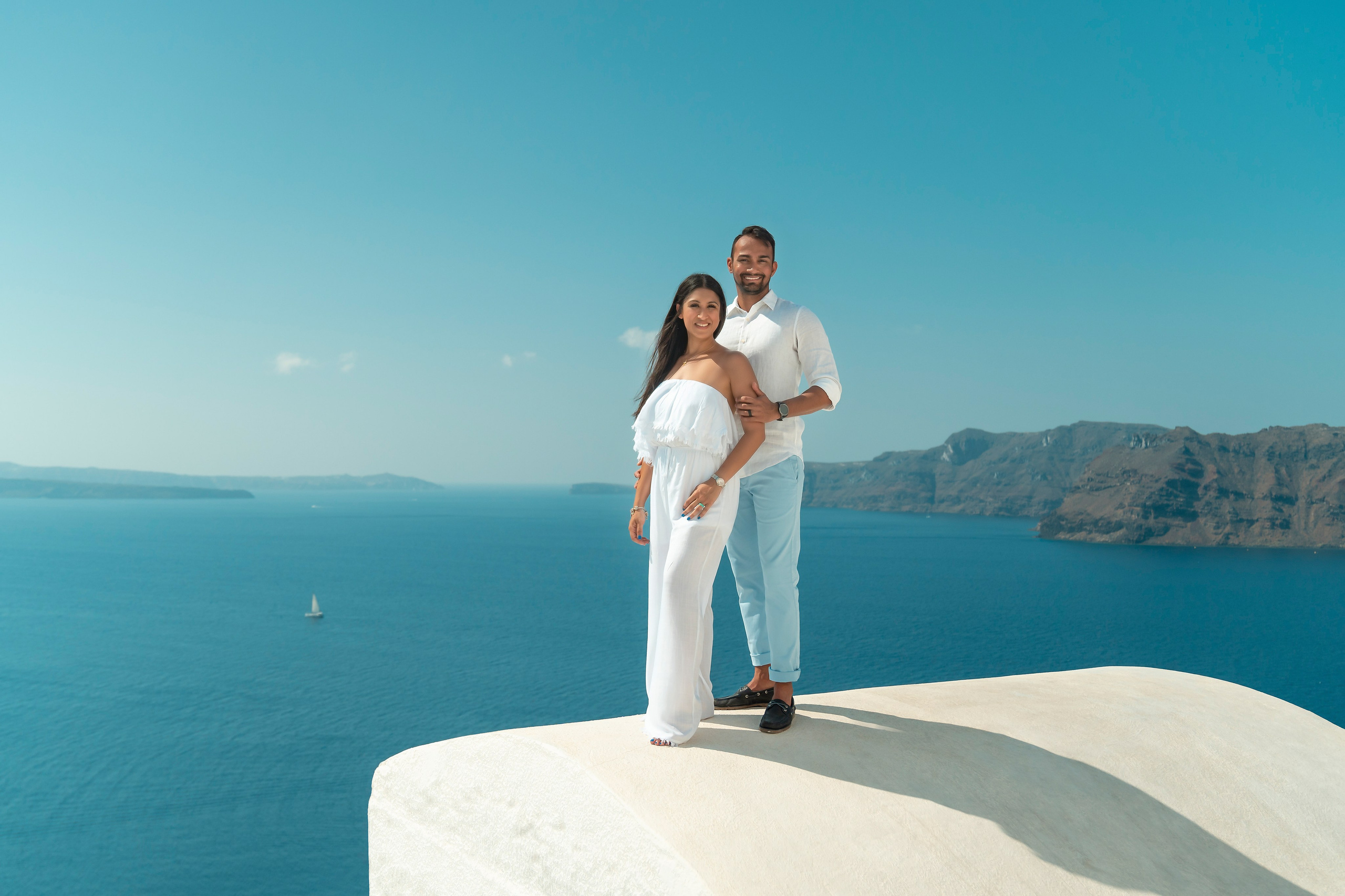 Santorini Photoshoot — Professional Photographer with 10+ Years of Experience | Sokoloveph. Photographer in Santorini SokoLOVE Alex| Flying Dress Santorini
