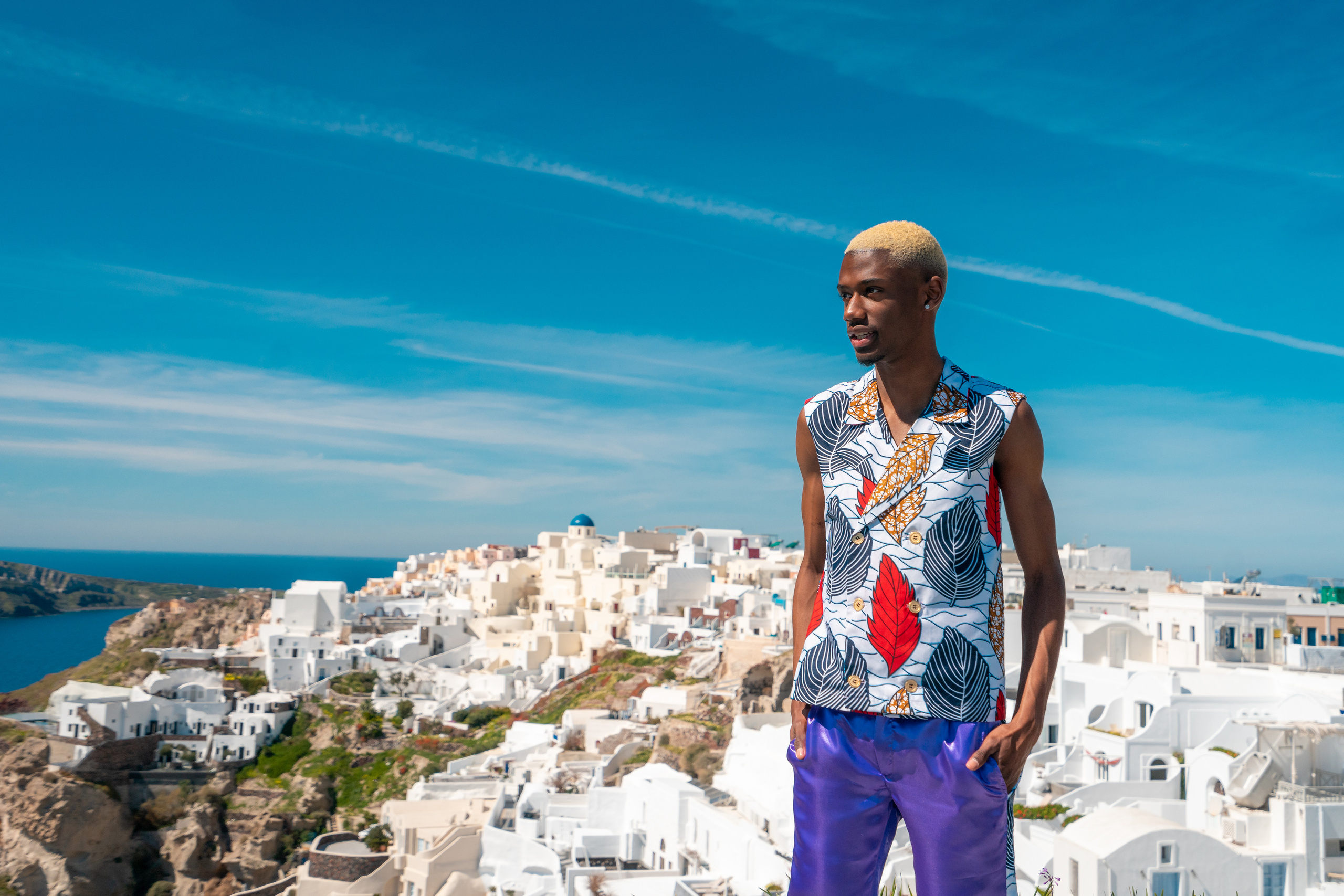 Join a couple on their love journey in Portugal through Sokolove’s 2020 photoshoot. Captured in real-time, these photos are untouched by Photoshop, offering an authentic and genuine portrayal of their connection.