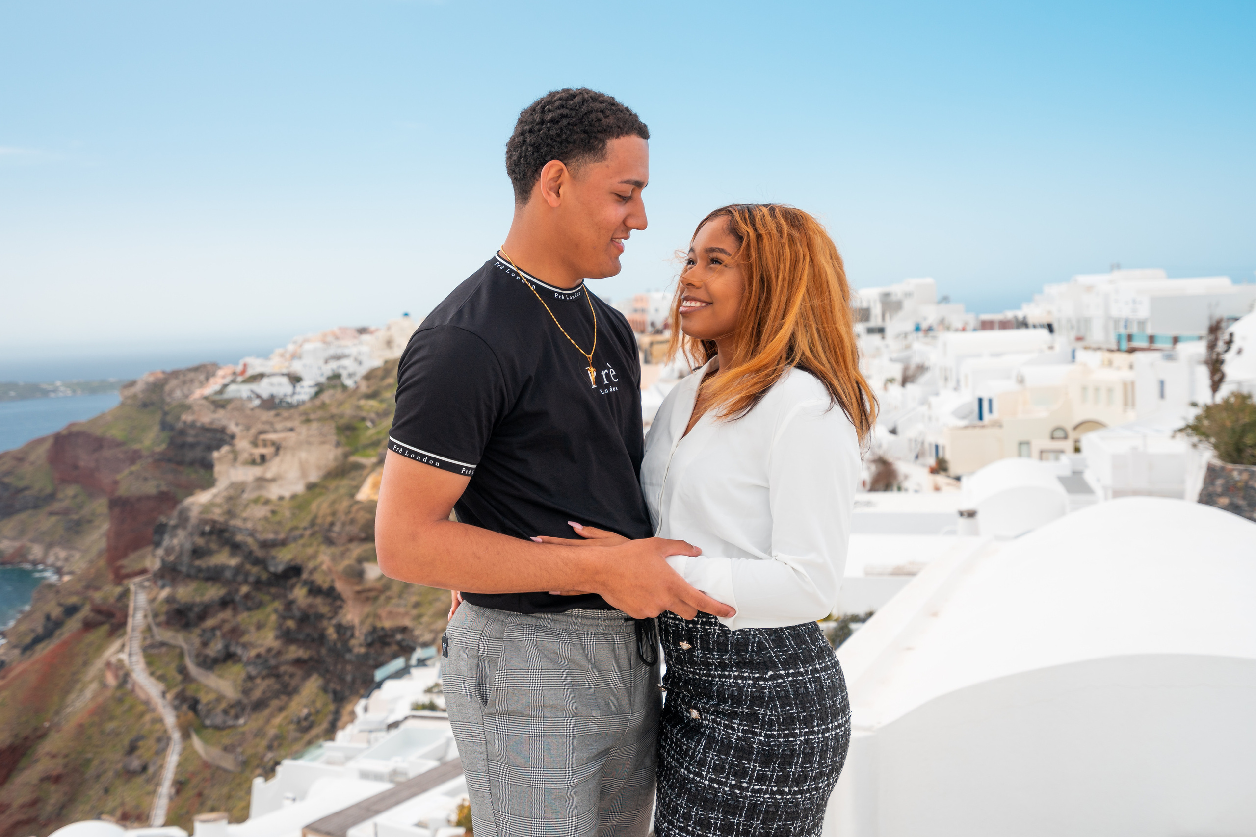 Romantic Proposal in Oia – The Perfect Santorini Engagement. Photographer in Santorini SokoLOVE Alex| Flying Dress Santorini