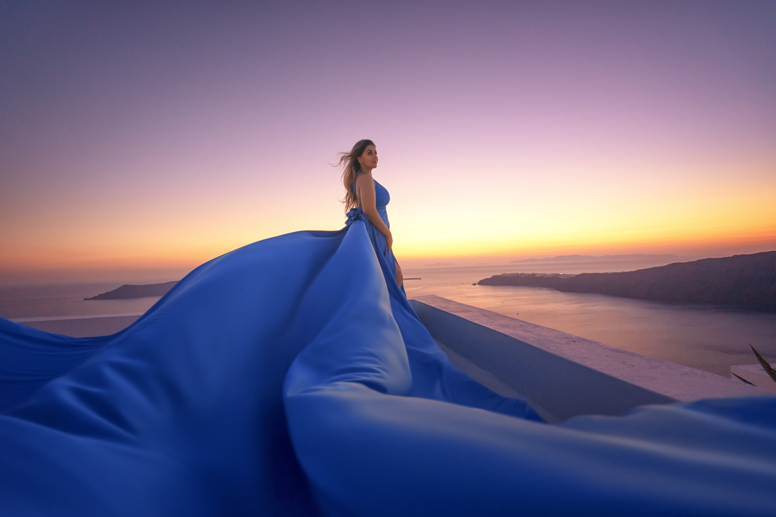 Santorini flying dress reviews photographer & Testimonials | SokoLOVE. Photographer in Santorini SokoLOVE Alex| Flying Dress Santorini