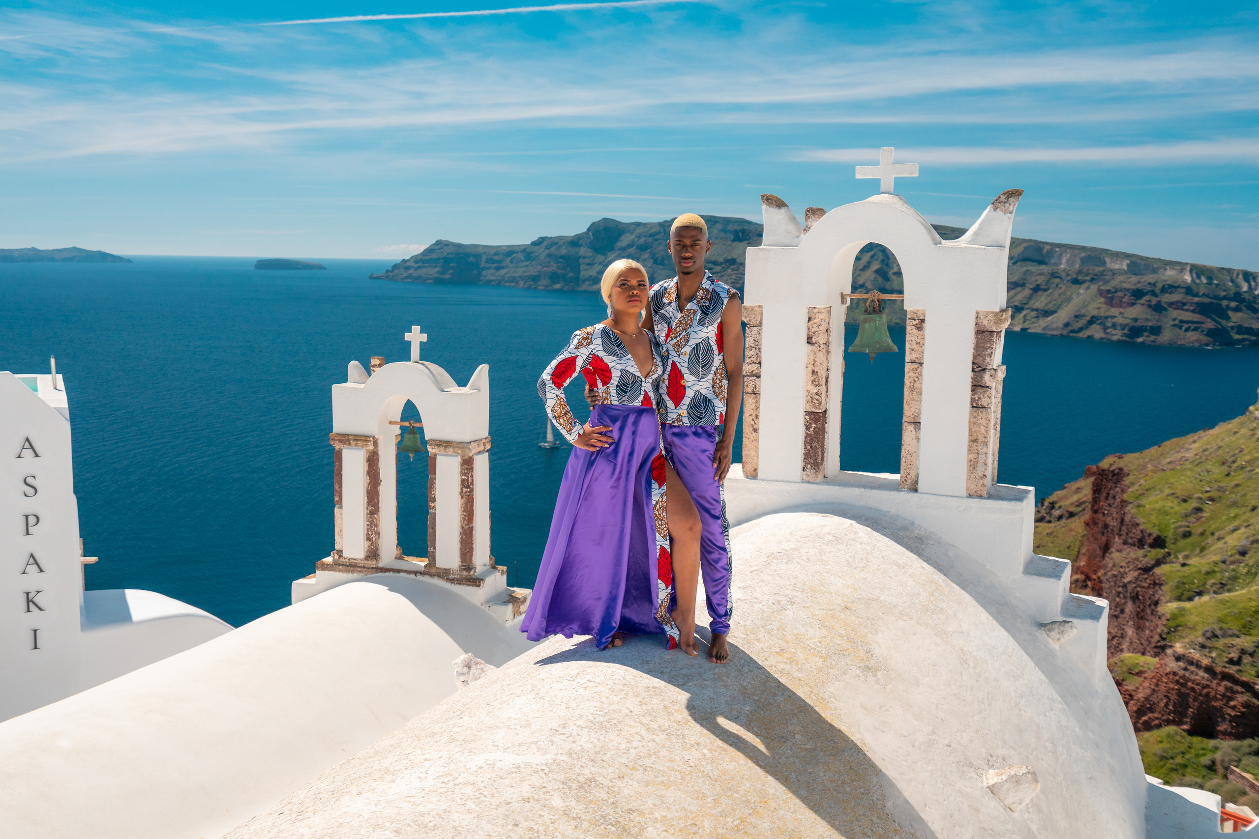 "Experience the raw, unfiltered emotions of a couple’s love story in Portugal, photographed by Sokolove in 2020. These authentic, natural shots show the couple’s true connection, captured without the need for Photoshop."