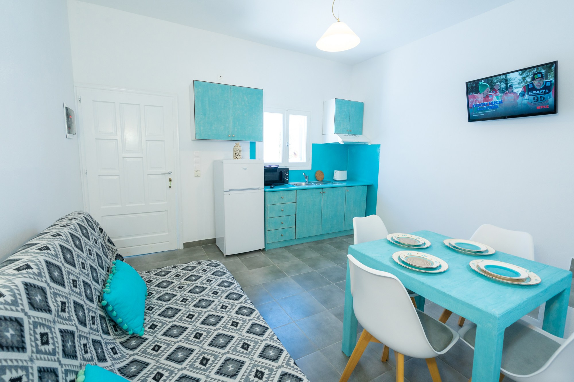 Santorini family resorts. Flying Dress Santorini Photographer | SokoLOVE — Book 2026