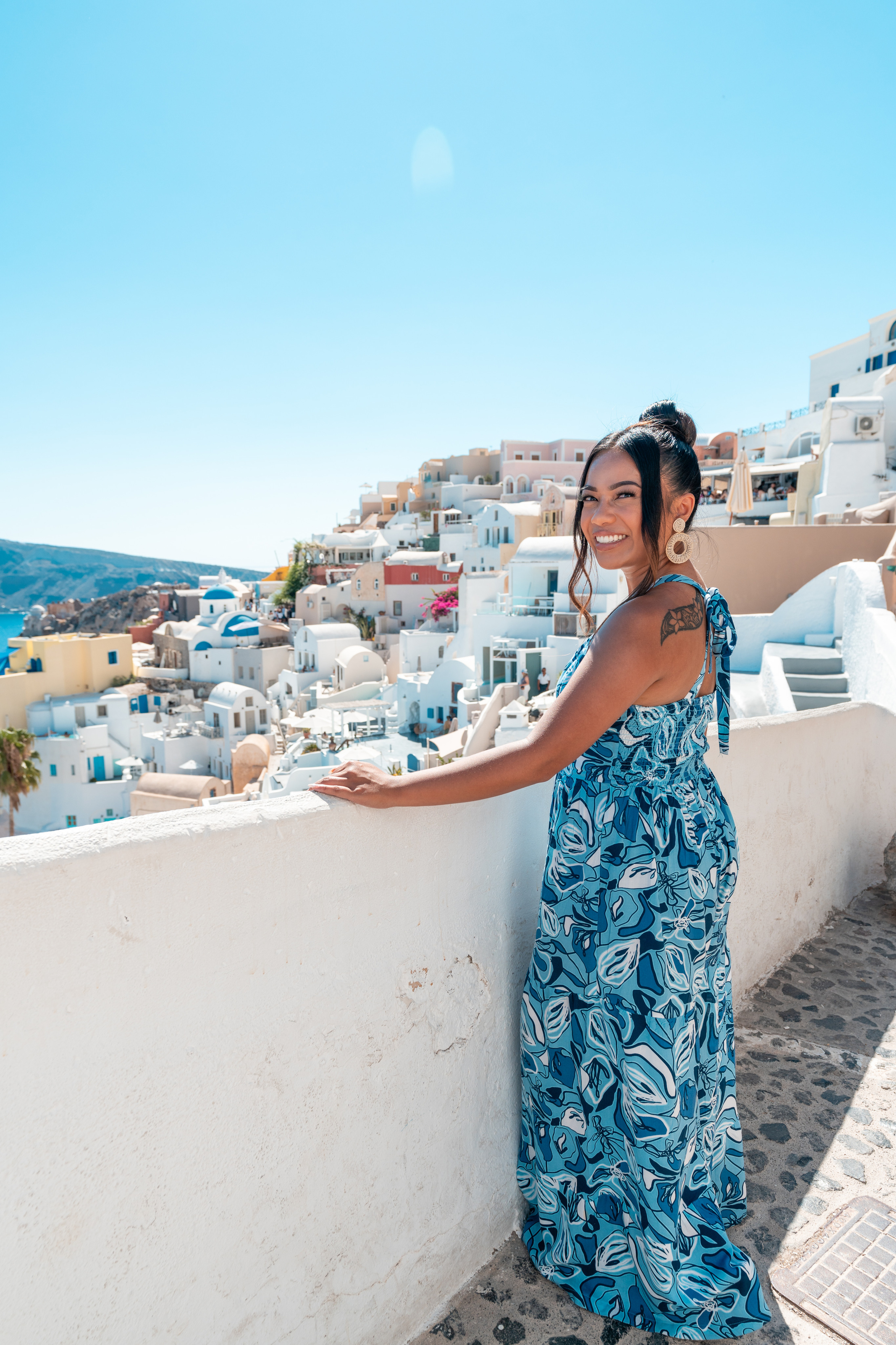 Santorini flying dress reviews photographer & Testimonials | SokoLOVE. Photographer in Santorini SokoLOVE Alex| Flying Dress Santorini