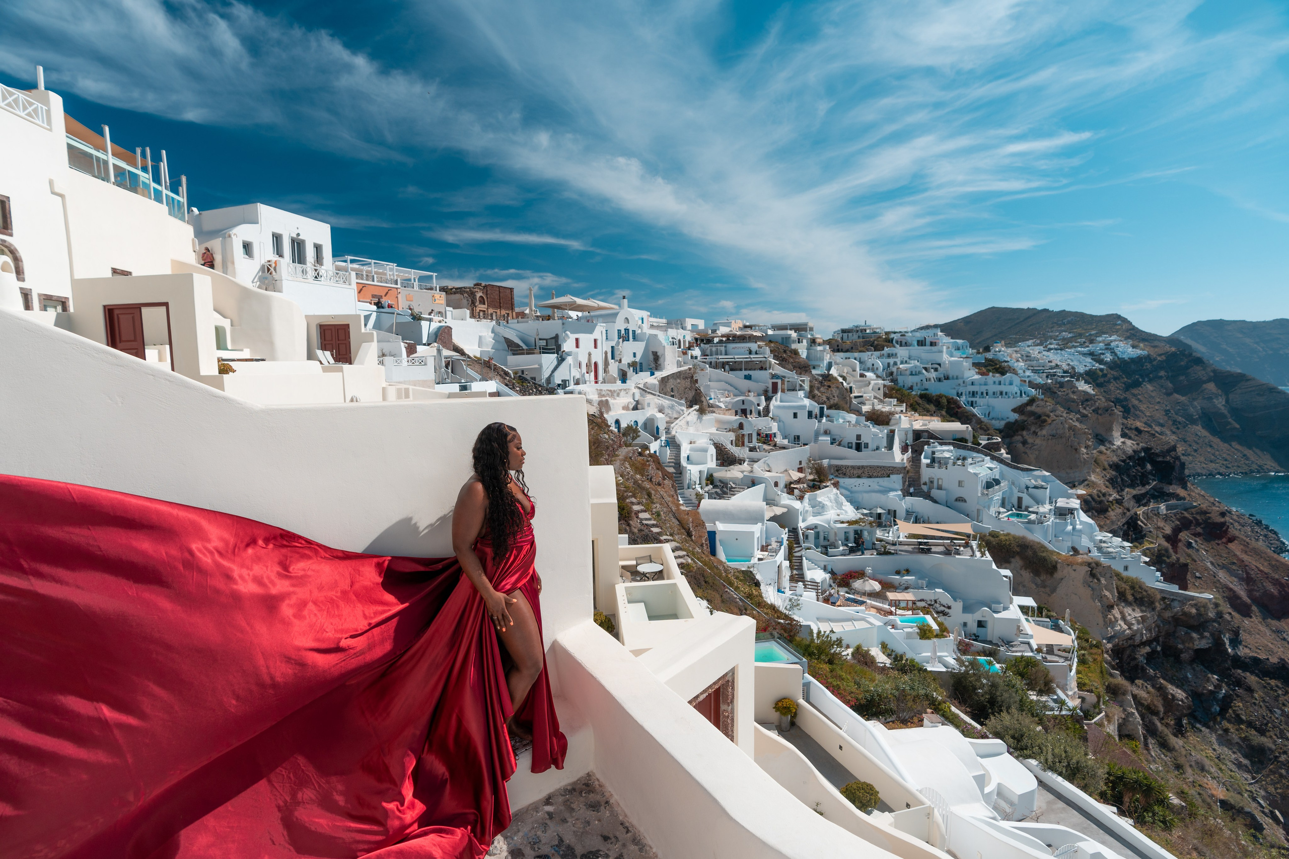 Santorini flying dress reviews photographer & Testimonials | SokoLOVE. Photographer in Santorini SokoLOVE Alex| Flying Dress Santorini