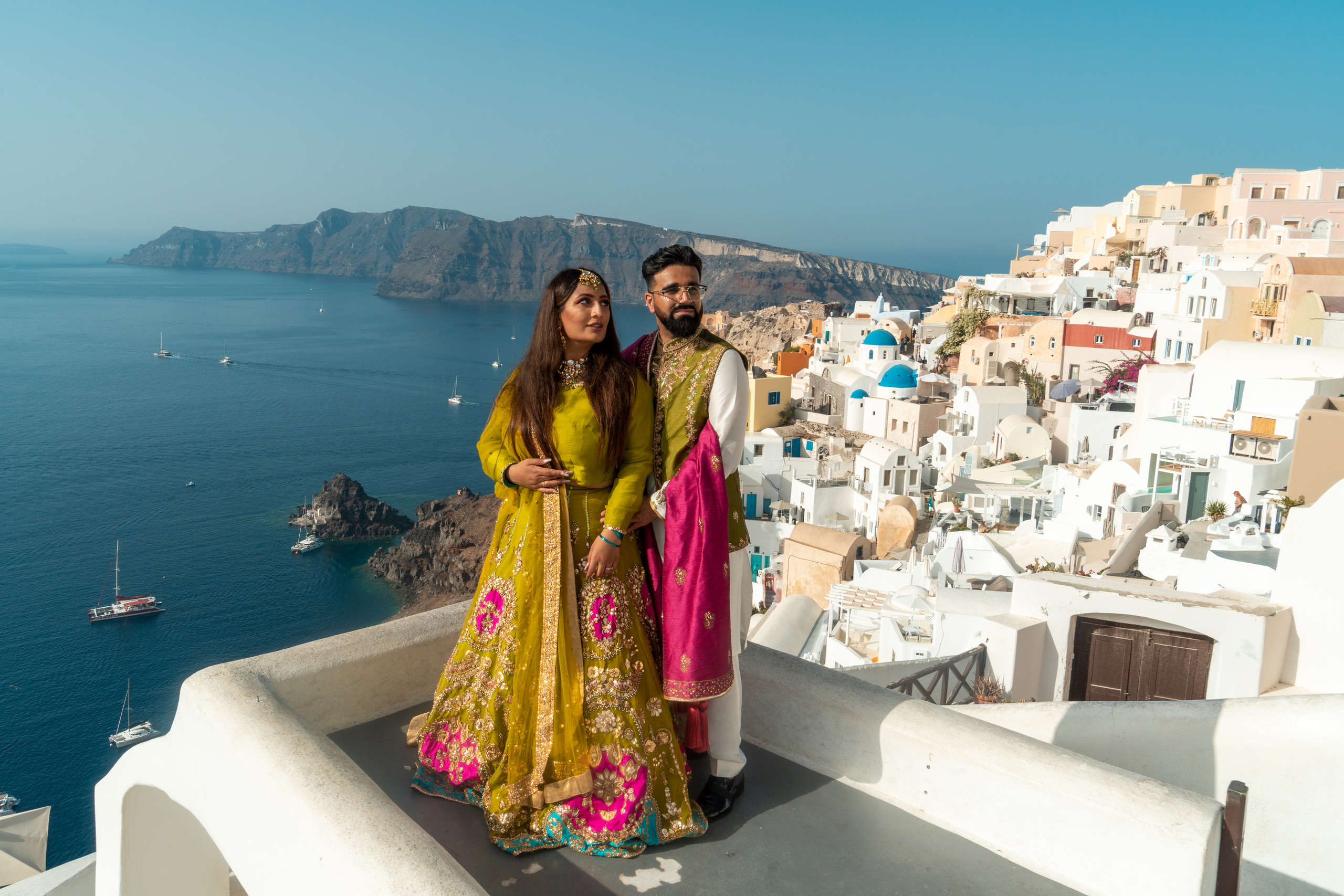Wedding photographer in Santorini. Photographer in Santorini SokoLOVE Alex| Flying Dress Santorini