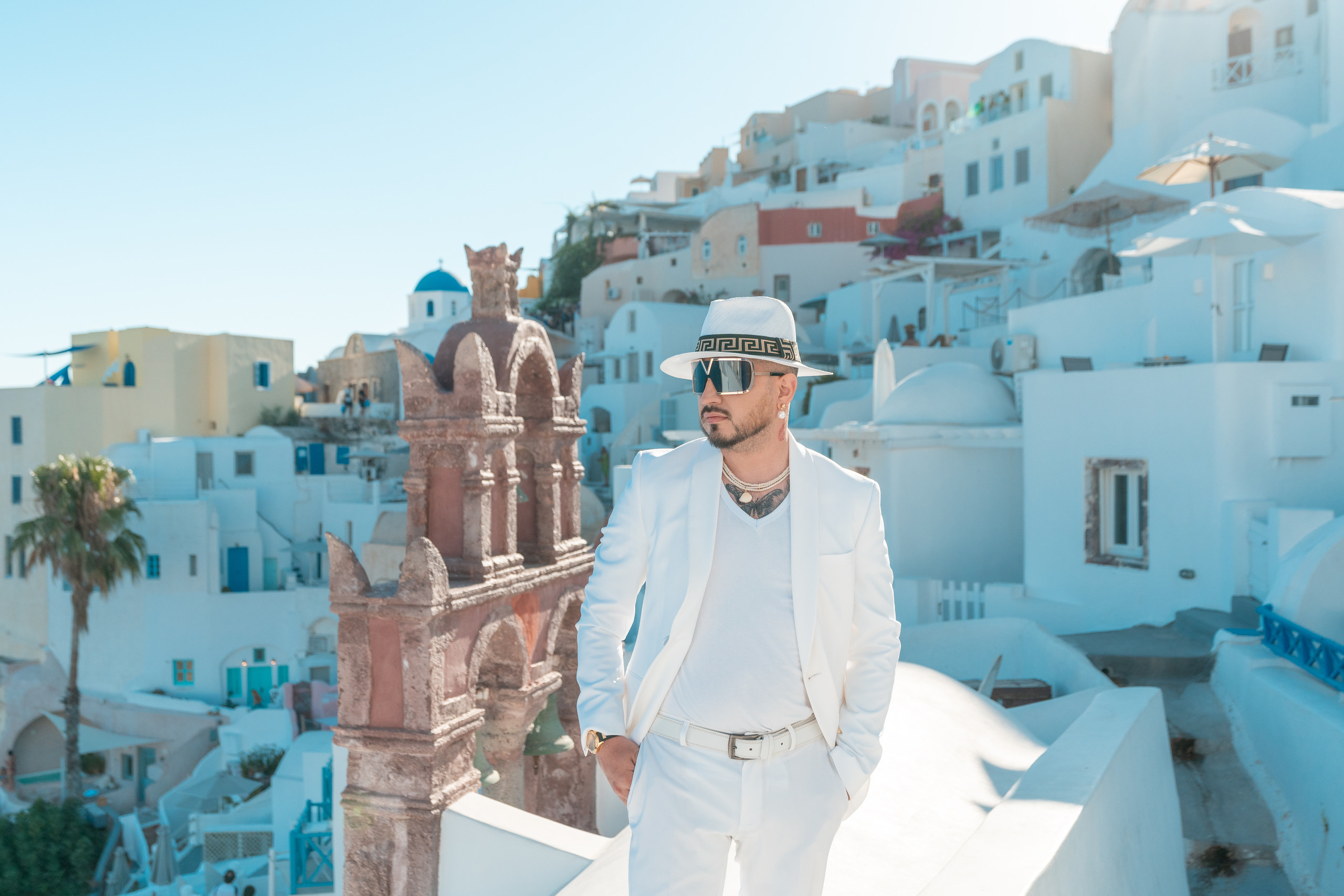 Santorini flying dress reviews photographer & Testimonials | SokoLOVE. Photographer in Santorini SokoLOVE Alex| Flying Dress Santorini