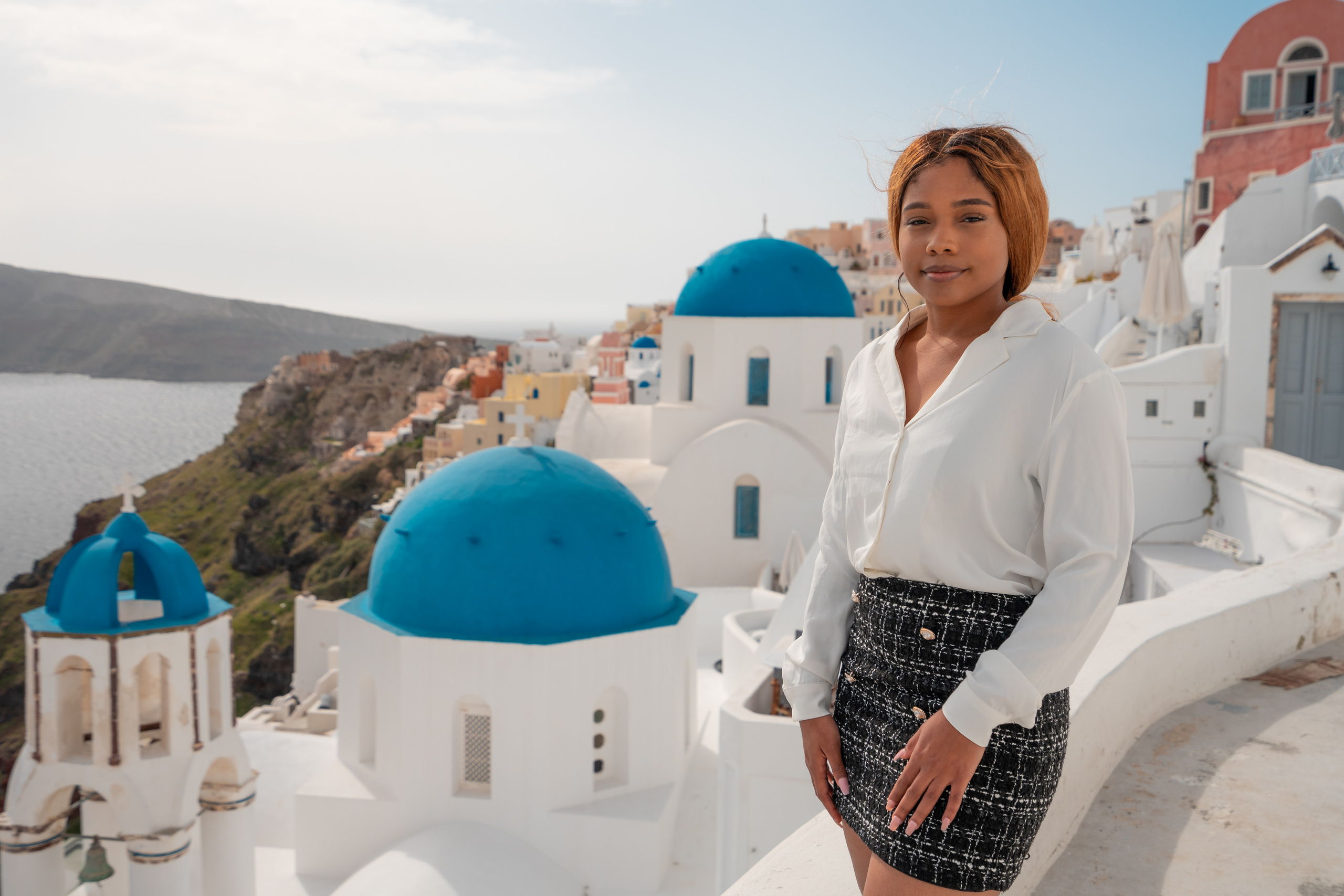 Romantic Proposal in Oia – The Perfect Santorini Engagement. Photographer in Santorini SokoLOVE Alex| Flying Dress Santorini
