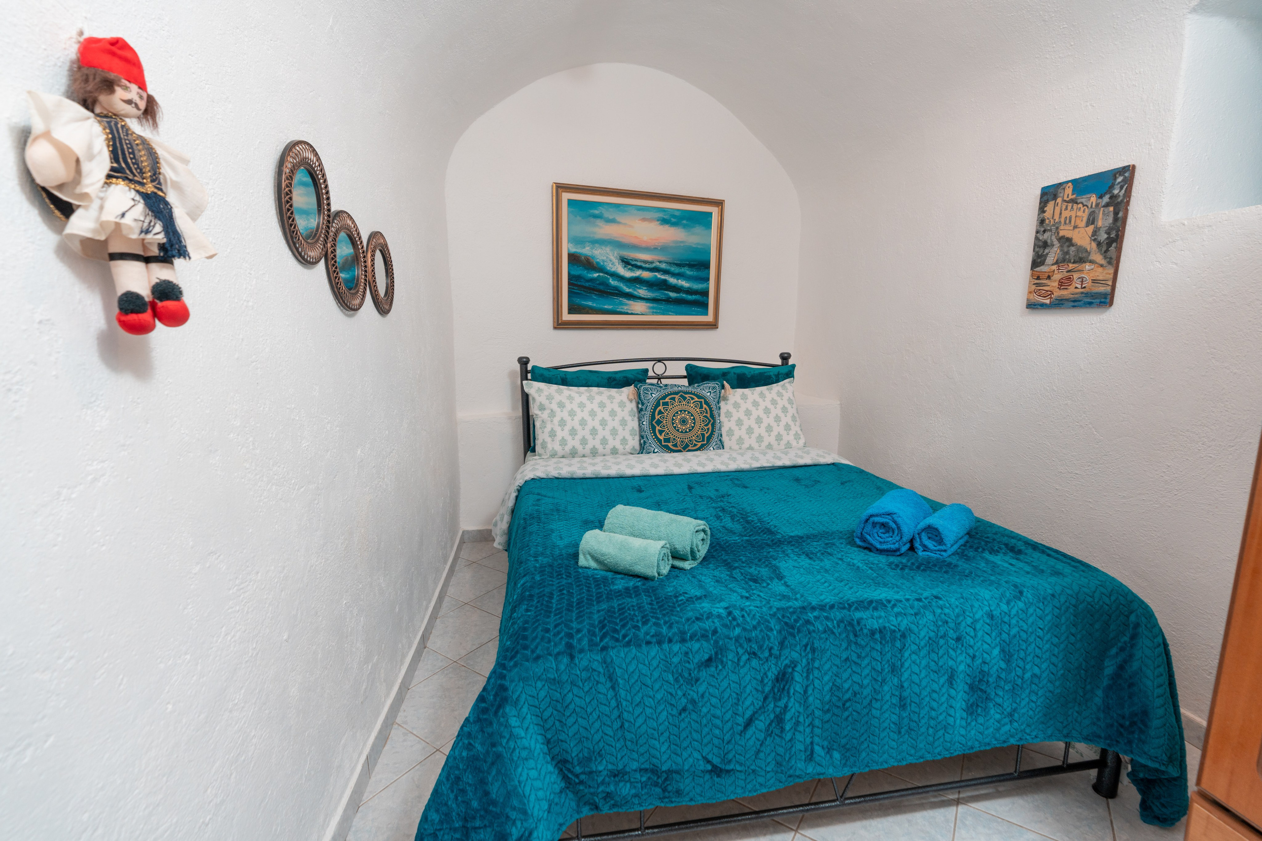 Hotel in Oia Santorini. Flying Dress Santorini Photographer | SokoLOVE — Book 2026