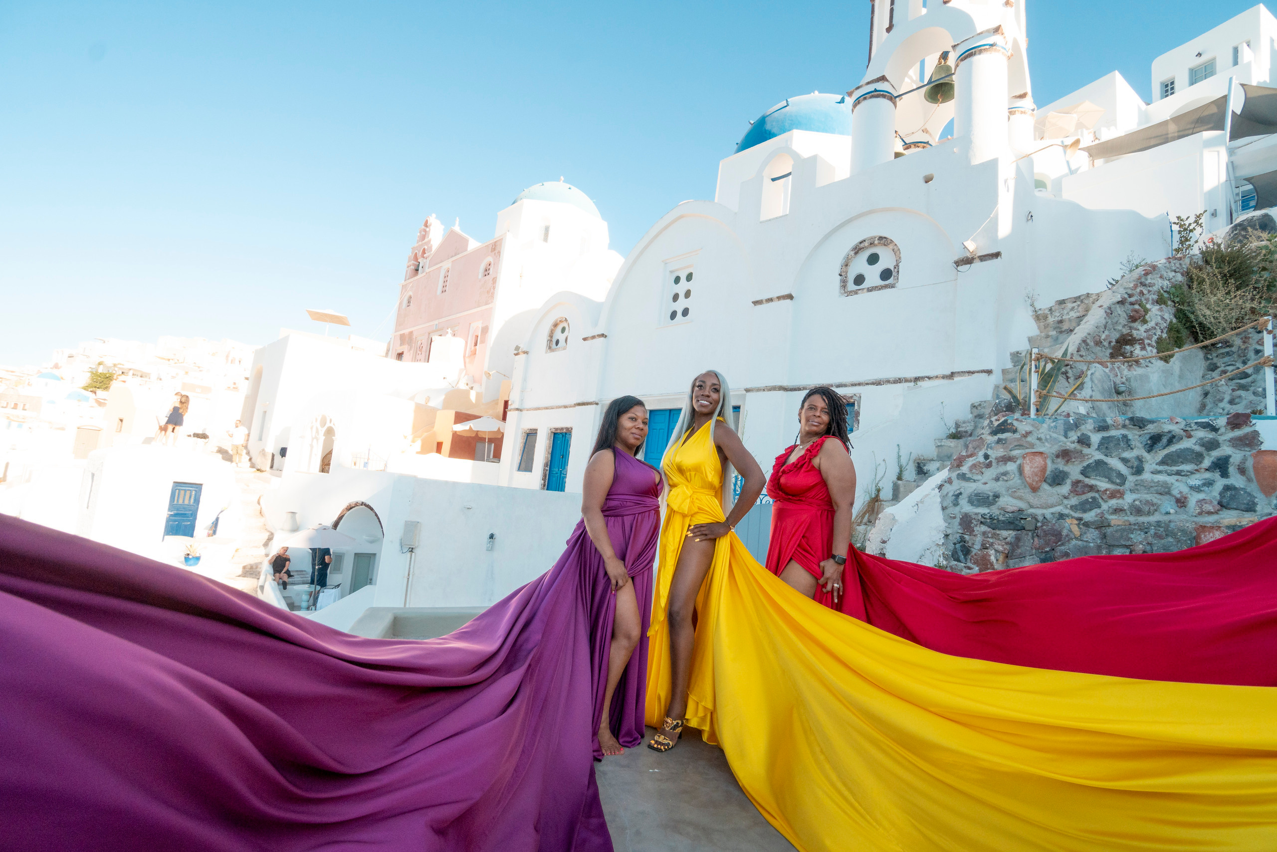 Santorini flying dress reviews photographer & Testimonials | SokoLOVE. Photographer in Santorini SokoLOVE Alex| Flying Dress Santorini