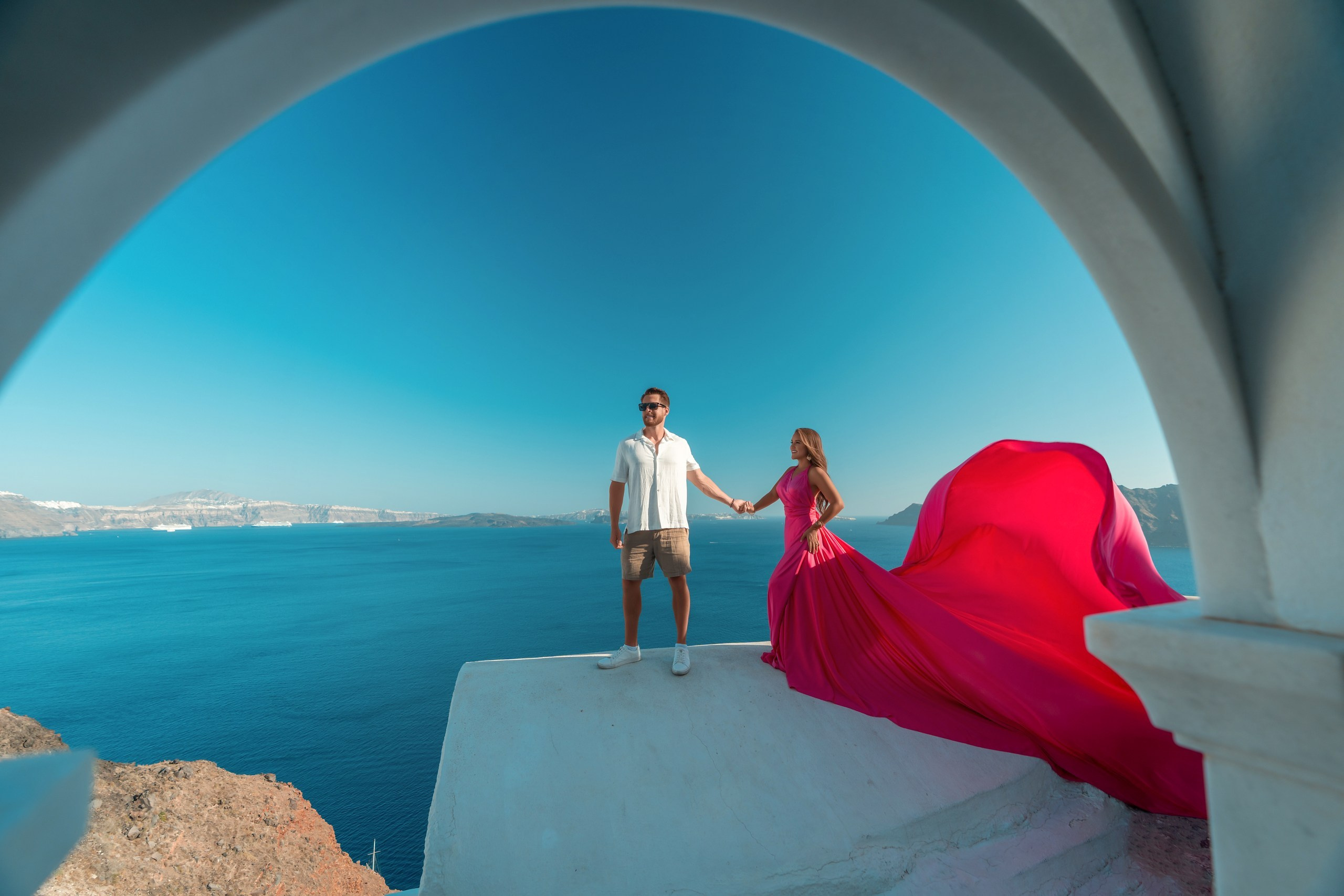 Best Santorini Flying Dress Photoshoot 2025 | Alex Sokolove Photography. Photographer in Santorini SokoLOVE Alex| Flying Dress Santorini