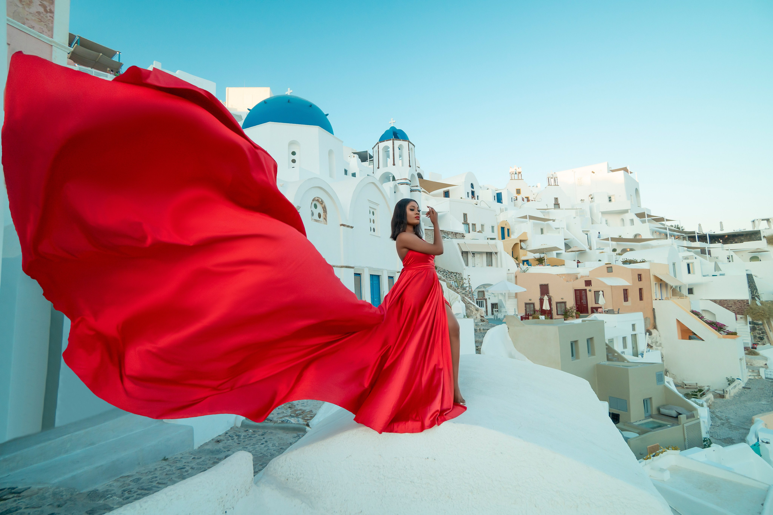 Flying Dress santorini. Photographer in Santorini SokoLOVE Alex| Flying Dress Santorini