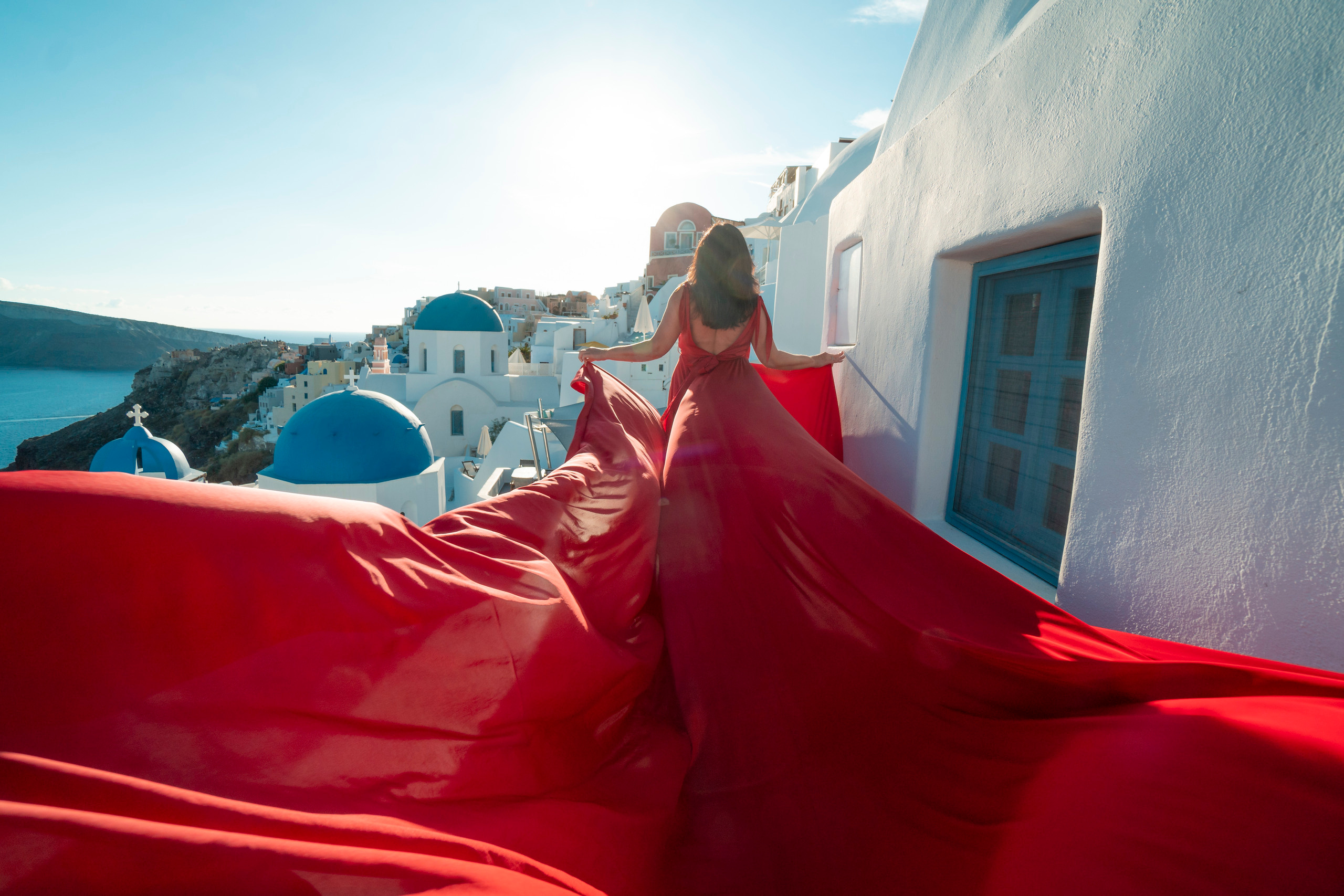 Santorini flying dress reviews photographer & Testimonials | SokoLOVE. Photographer in Santorini SokoLOVE Alex| Flying Dress Santorini
