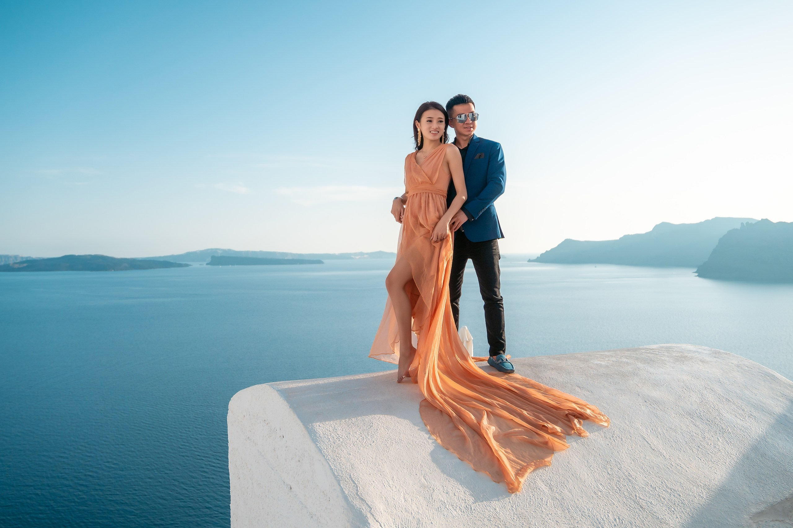 Photoshooting in Santorini, Oia. Photographer in Santorini SokoLOVE Alex| Flying Dress Santorini