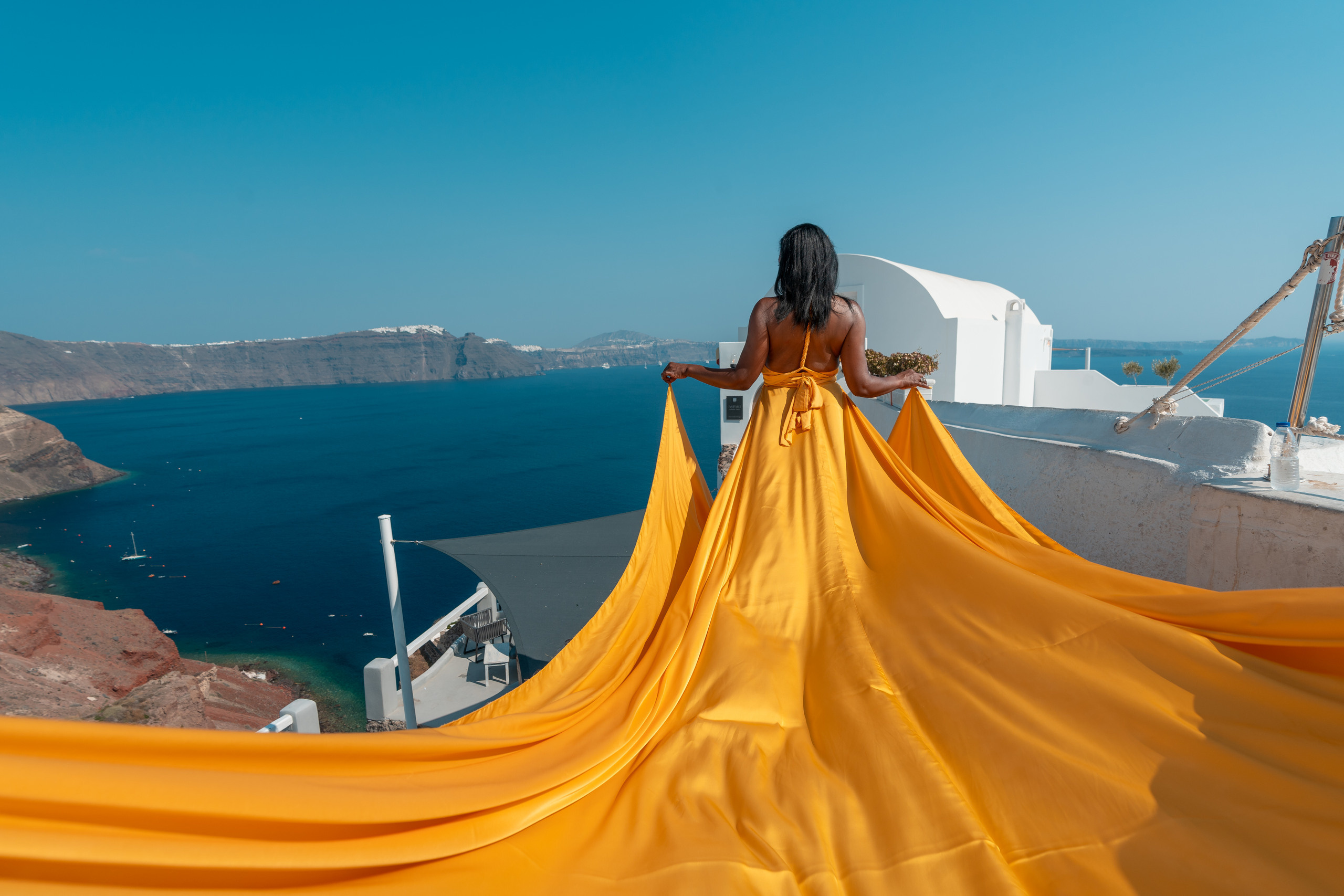 Santorini flying dress reviews photographer & Testimonials | SokoLOVE. Photographer in Santorini SokoLOVE Alex| Flying Dress Santorini