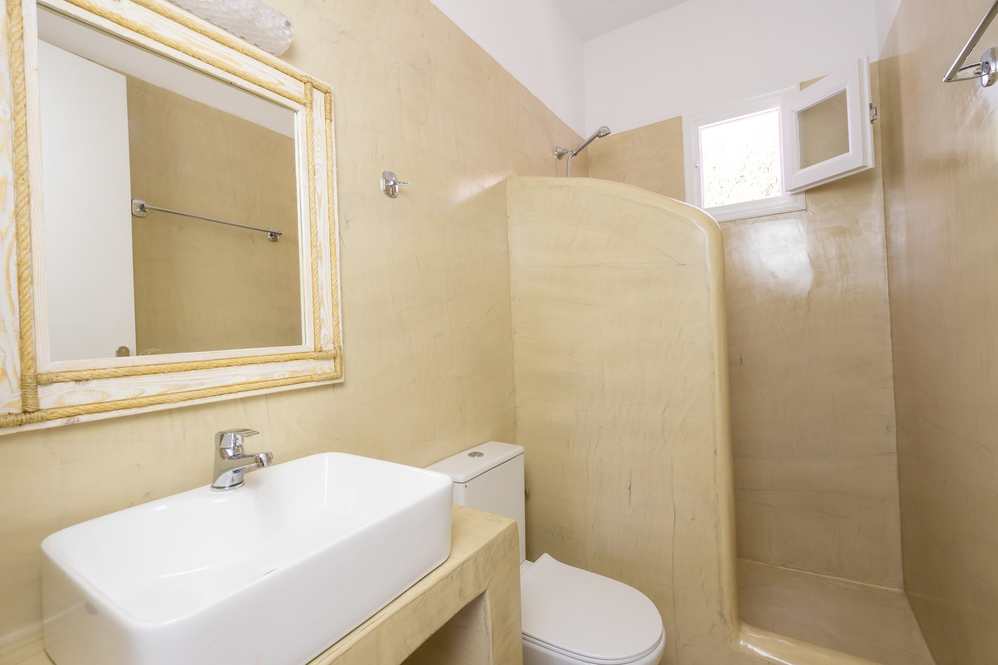 Santorini family resorts. Flying Dress Santorini Photographer | SokoLOVE — Book 2026