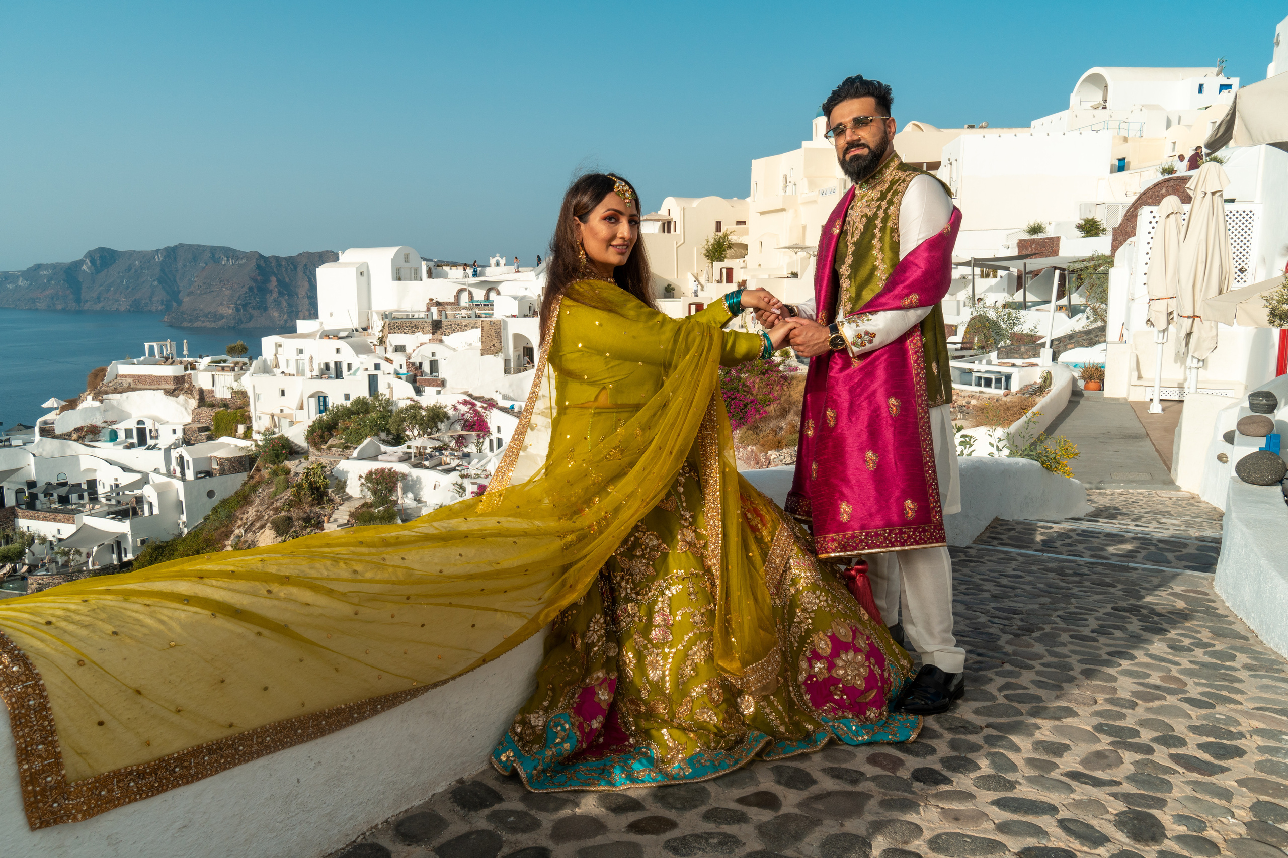 Wedding photographer in Santorini
