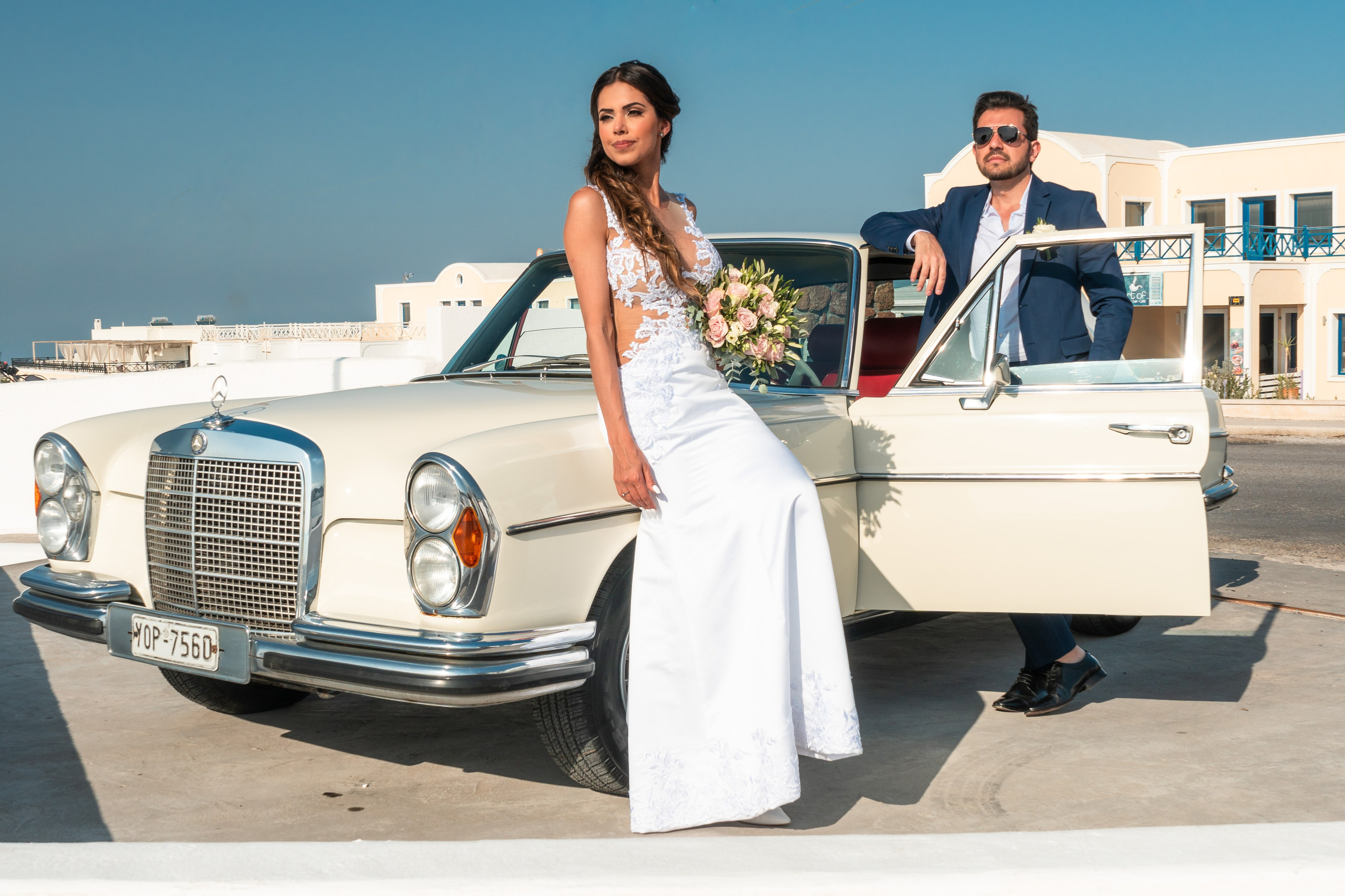 Wedding 2019. Photographer in Santorini SokoLOVE Alex| Flying Dress Santorini