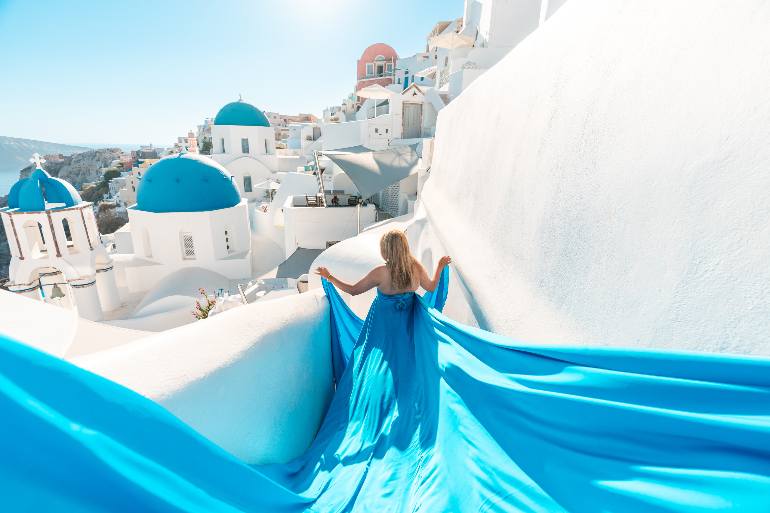 Santorini flying dress reviews photographer & Testimonials | SokoLOVE. Photographer in Santorini SokoLOVE Alex| Flying Dress Santorini