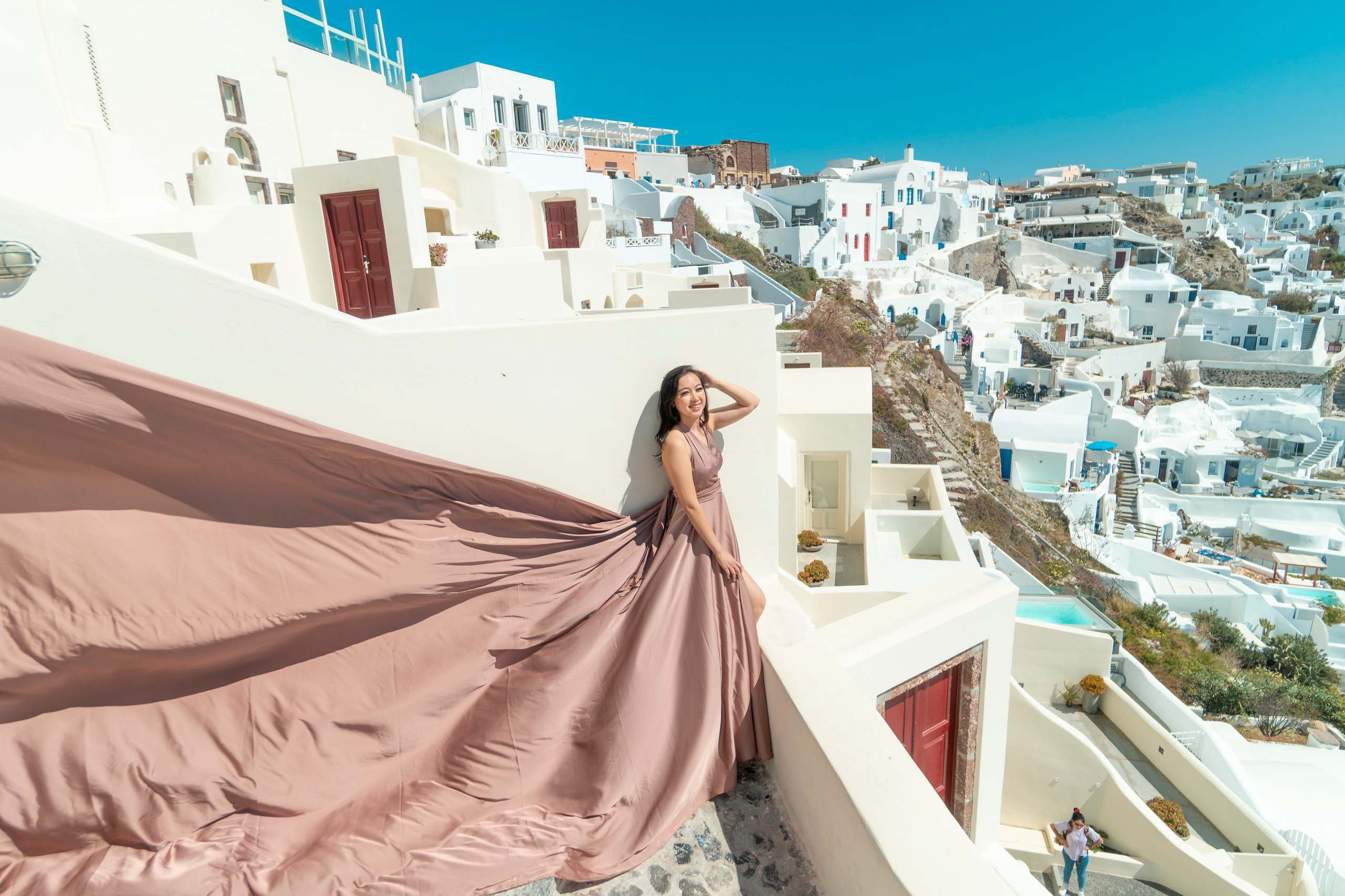 Santorini flying dress reviews photographer & Testimonials | SokoLOVE. Photographer in Santorini SokoLOVE Alex| Flying Dress Santorini