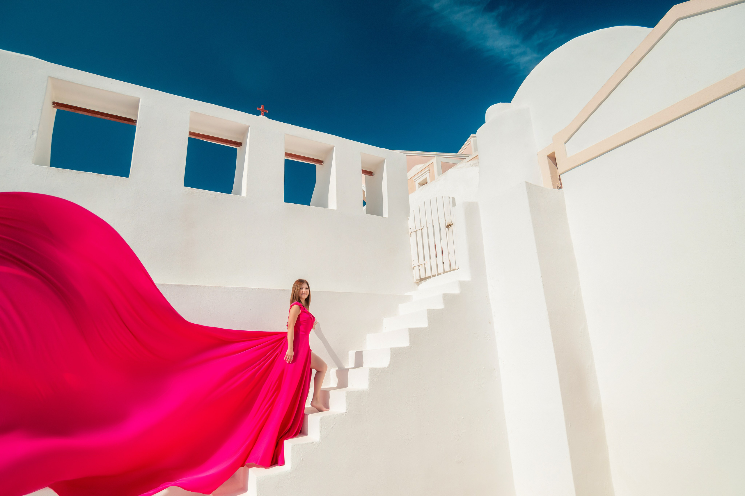 Flying Dress santorini. Photographer in Santorini SokoLOVE Alex| Flying Dress Santorini