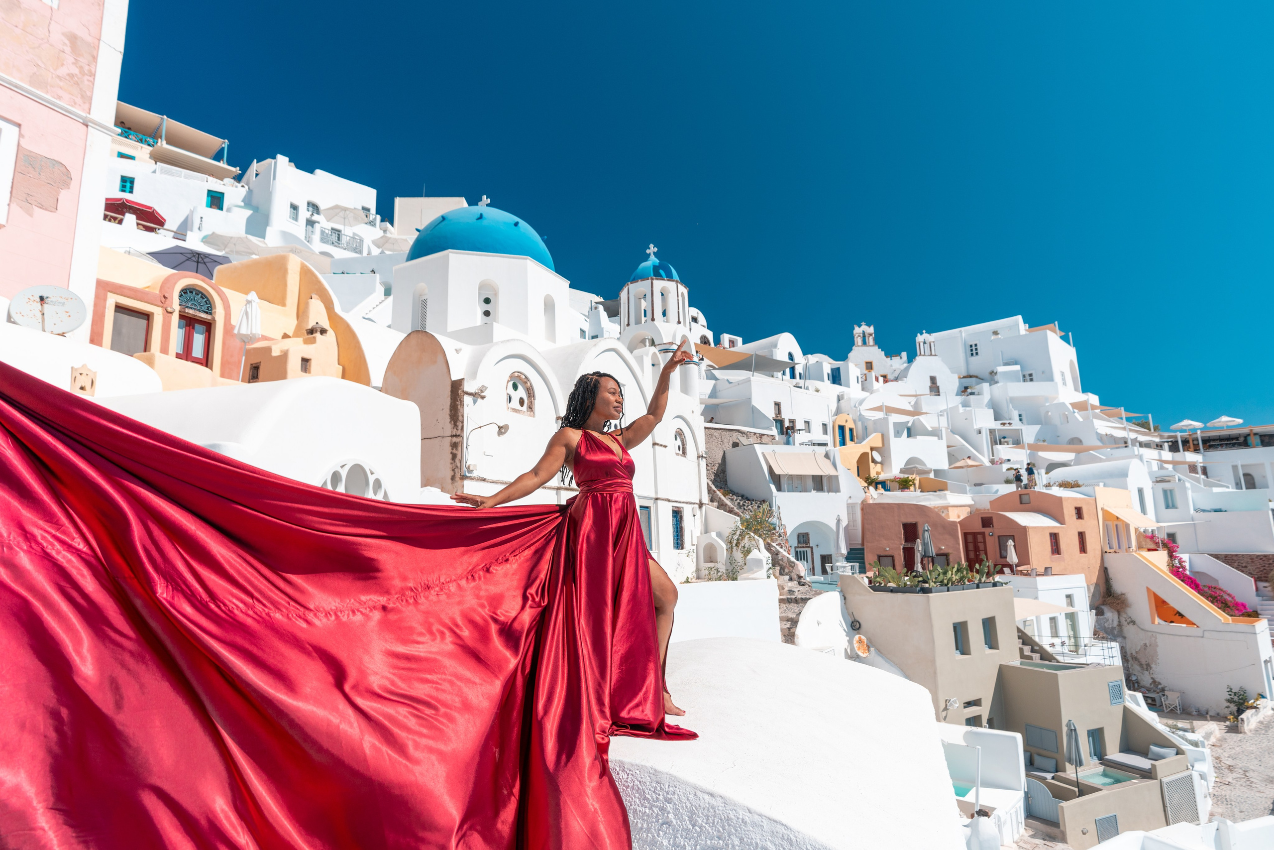 Santorini flying dress reviews photographer & Testimonials | SokoLOVE. Photographer in Santorini SokoLOVE Alex| Flying Dress Santorini