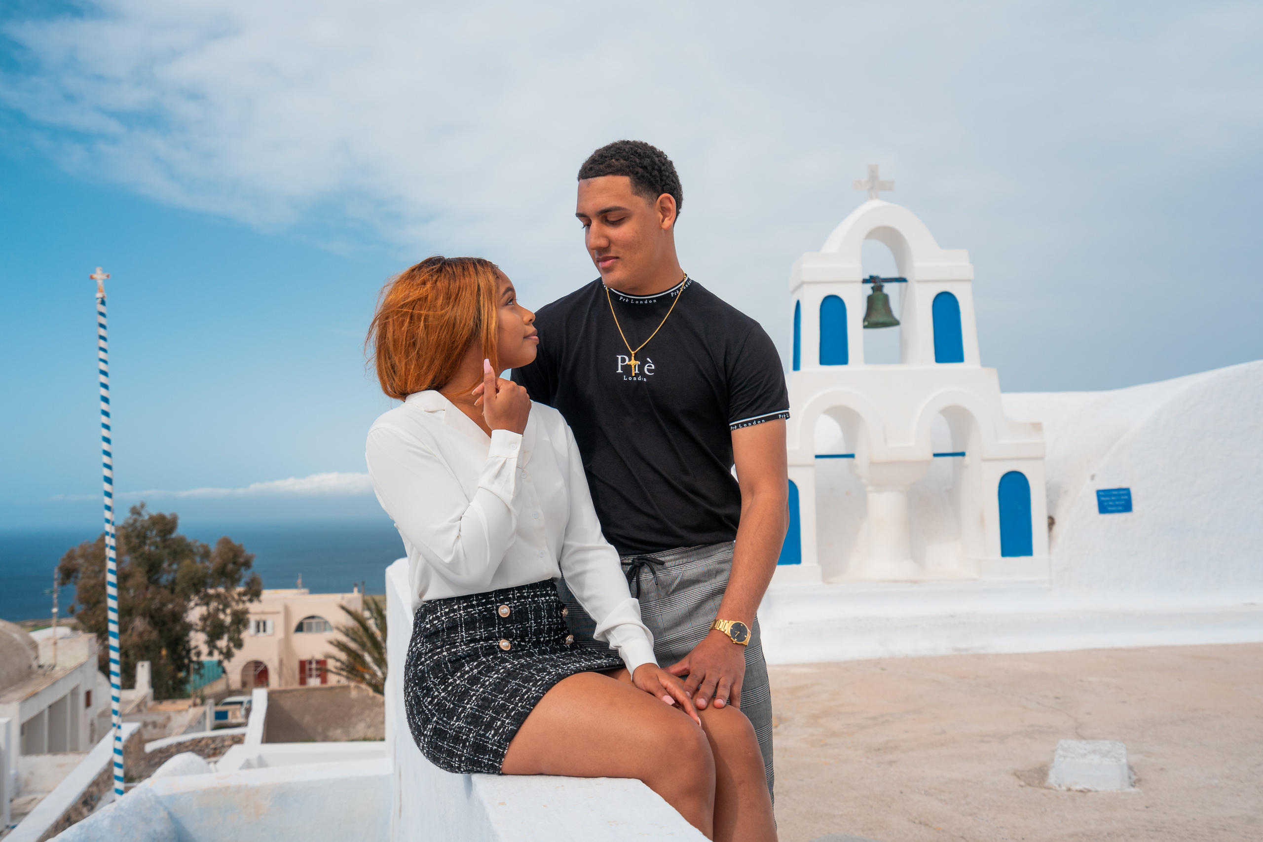 Romantic Proposal in Oia – The Perfect Santorini Engagement. Photographer in Santorini SokoLOVE Alex| Flying Dress Santorini