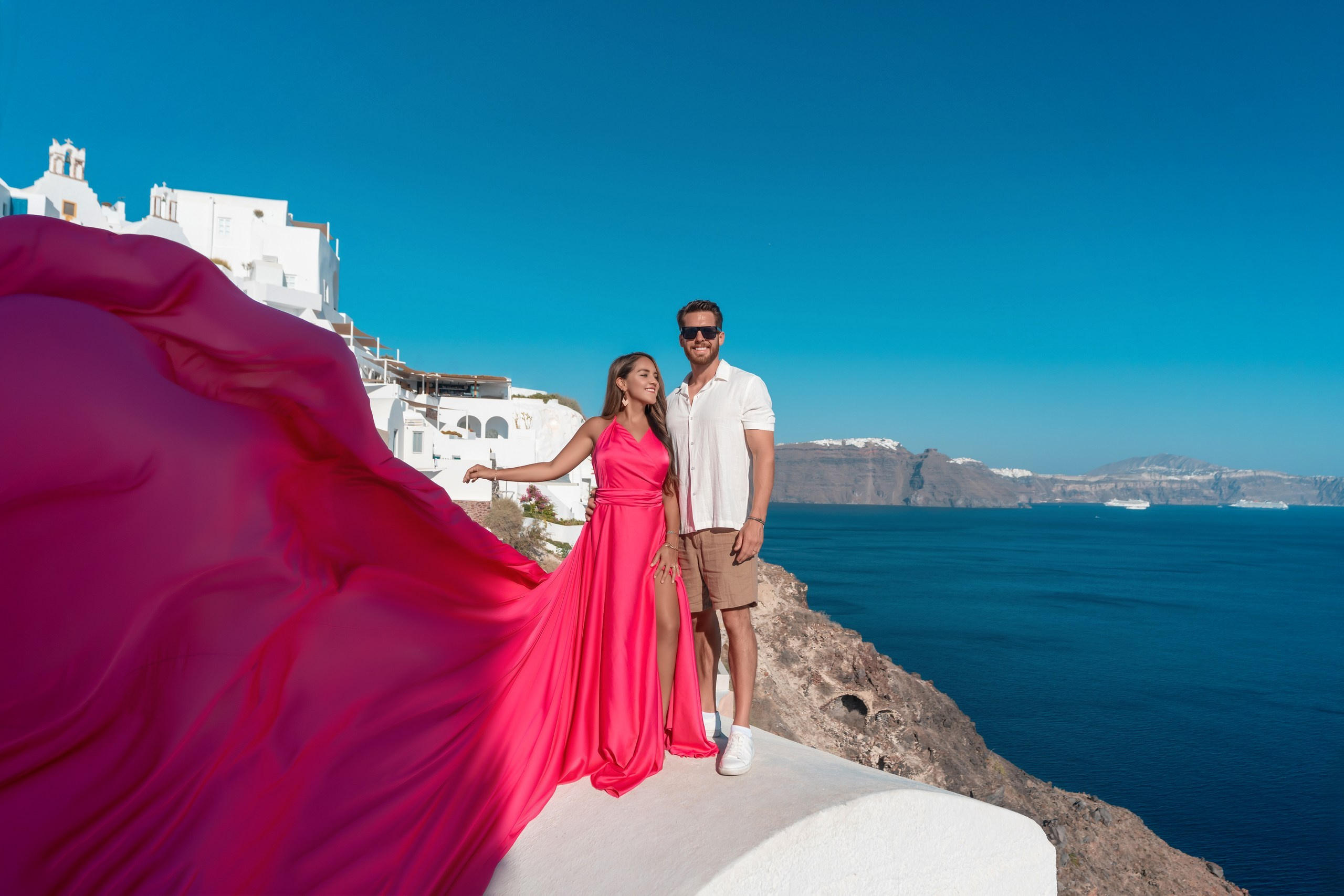 Best Santorini Flying Dress Photoshoot 2025 | Alex Sokolove Photography. Photographer in Santorini SokoLOVE Alex| Flying Dress Santorini