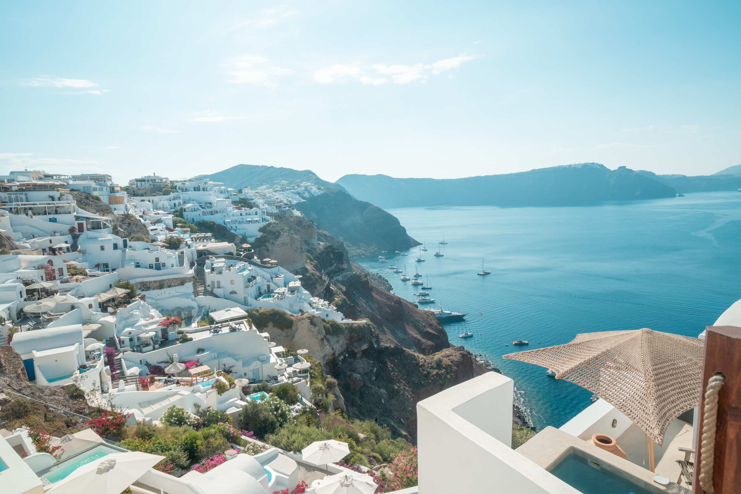 Santorini flying dress reviews photographer & Testimonials | SokoLOVE. Photographer in Santorini SokoLOVE Alex| Flying Dress Santorini