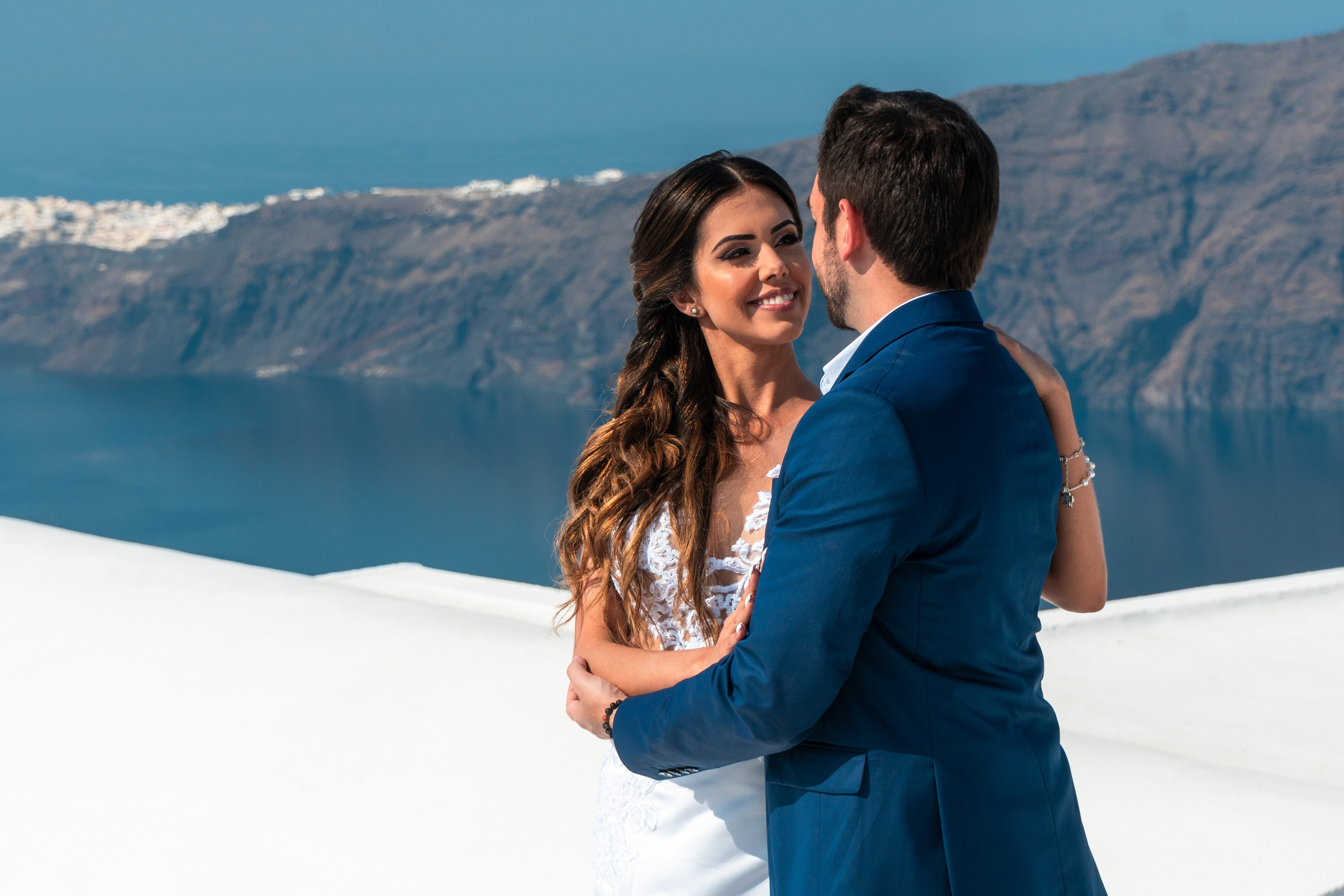 Wedding 2019. Photographer in Santorini SokoLOVE Alex| Flying Dress Santorini