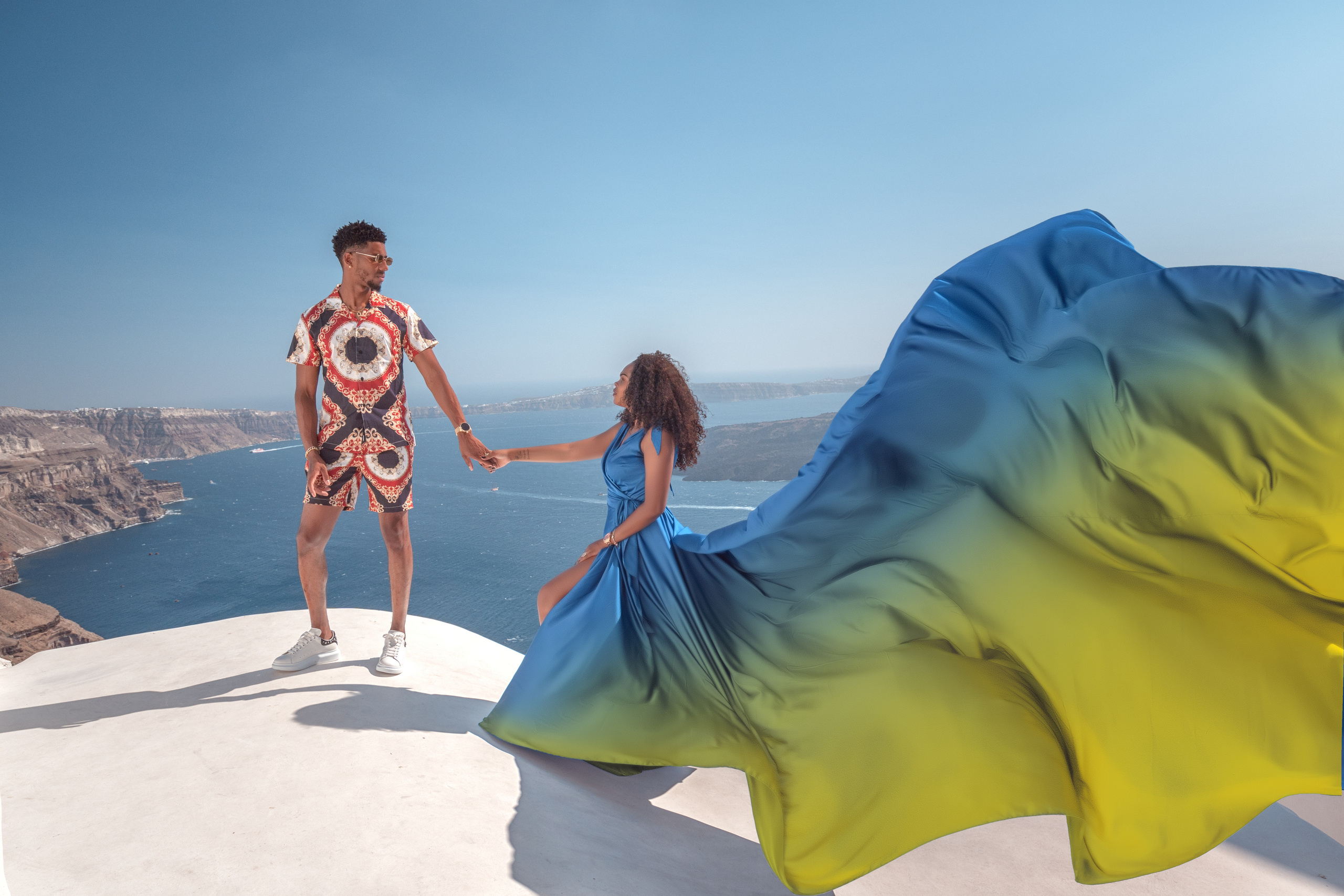 Dress new gradient flying dress (Photoshop). Photographe vidéaste à Santorin|Séances photos de Robe volante Santorin|