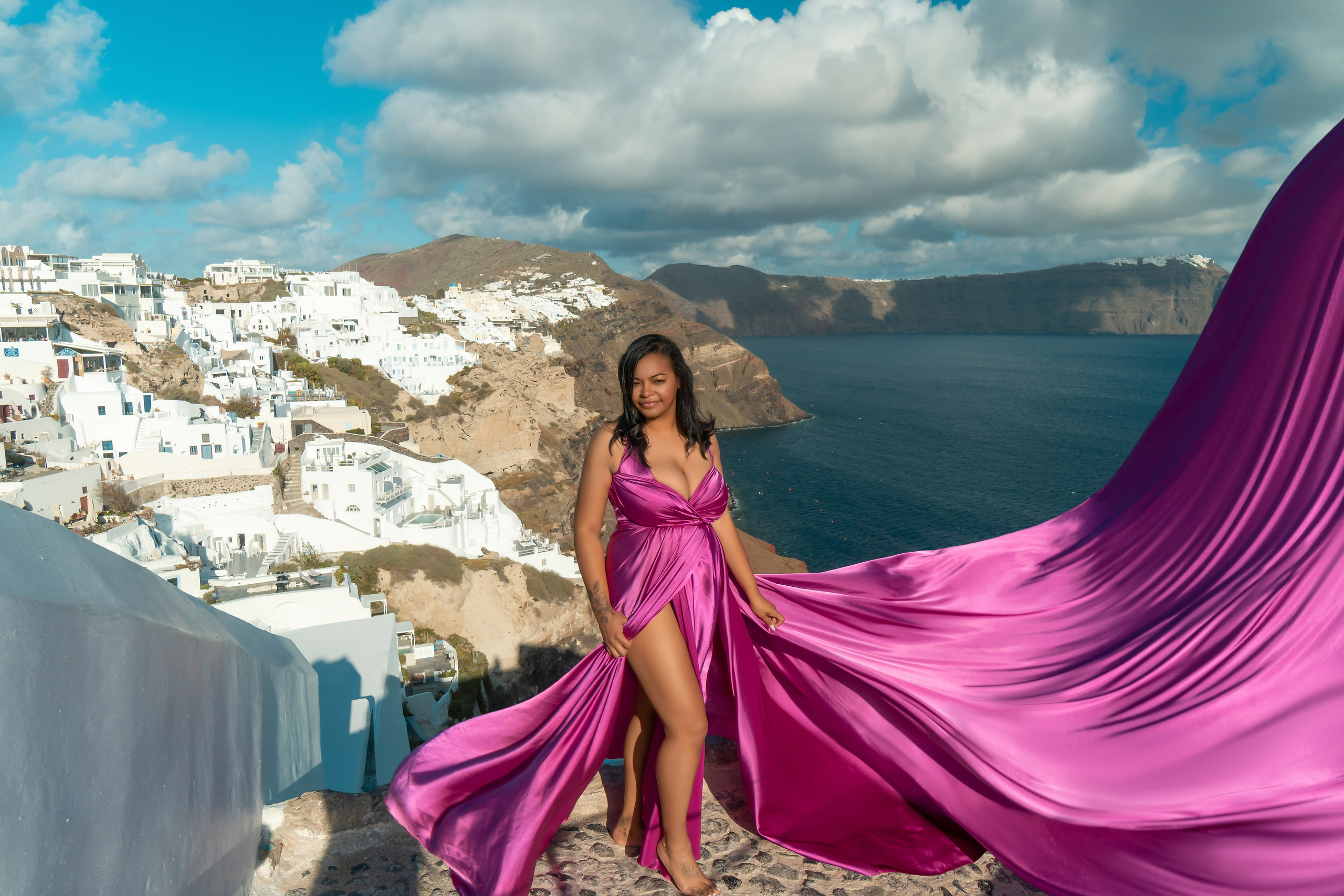 Flying Dress santorini. Photographer in Santorini SokoLOVE Alex| Flying Dress Santorini