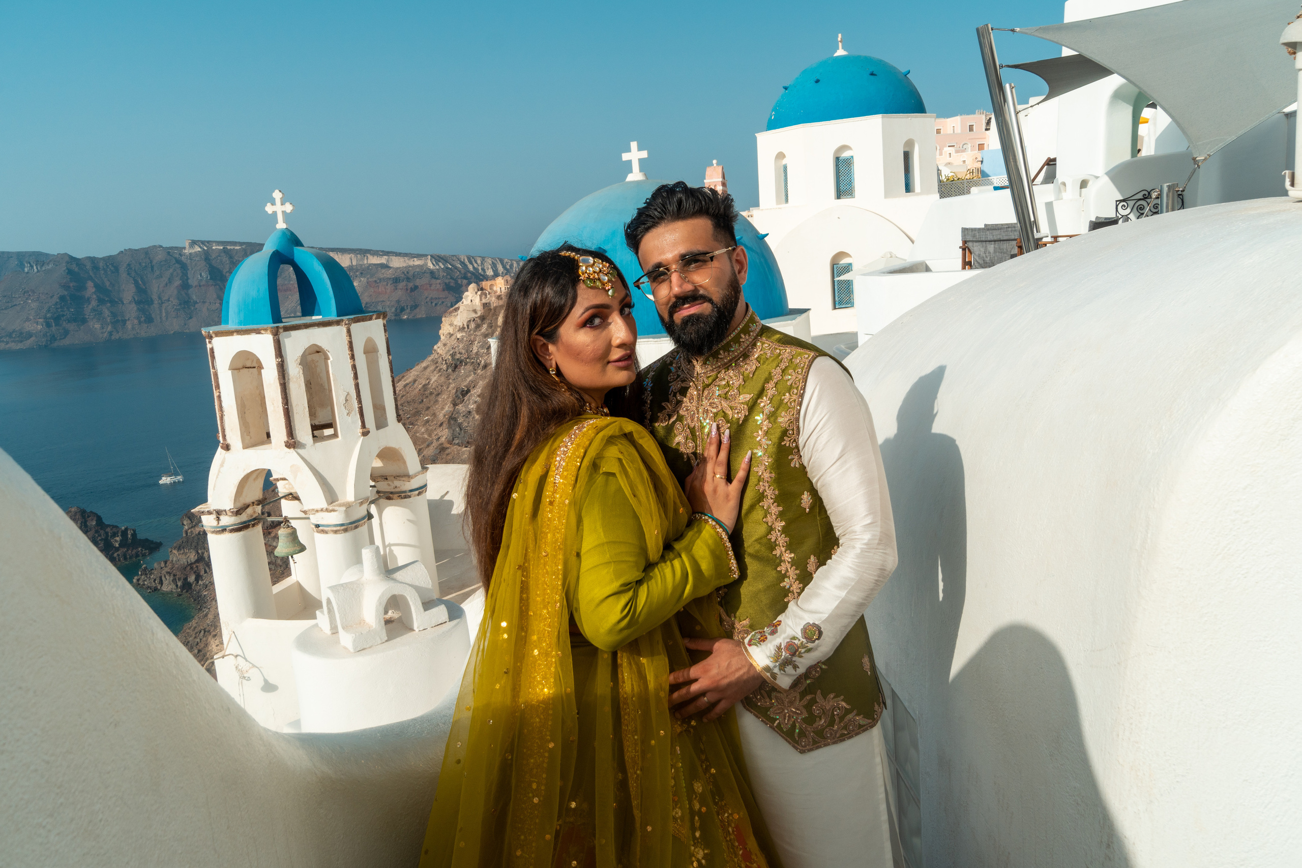 Wedding photographer in Santorini. Photographer in Santorini SokoLOVE Alex| Flying Dress Santorini