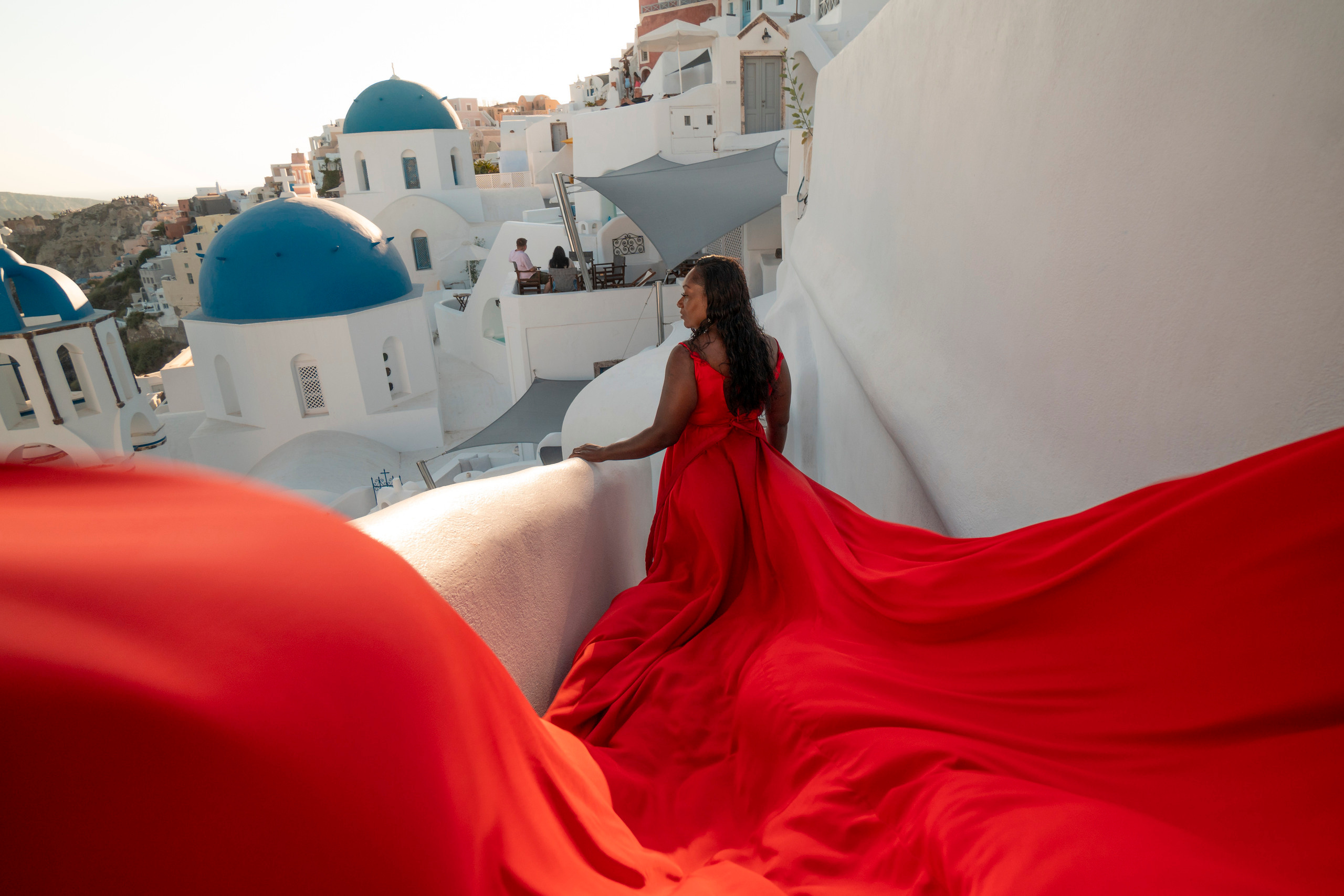 Santorini flying dress reviews photographer & Testimonials | SokoLOVE. Photographer in Santorini SokoLOVE Alex| Flying Dress Santorini