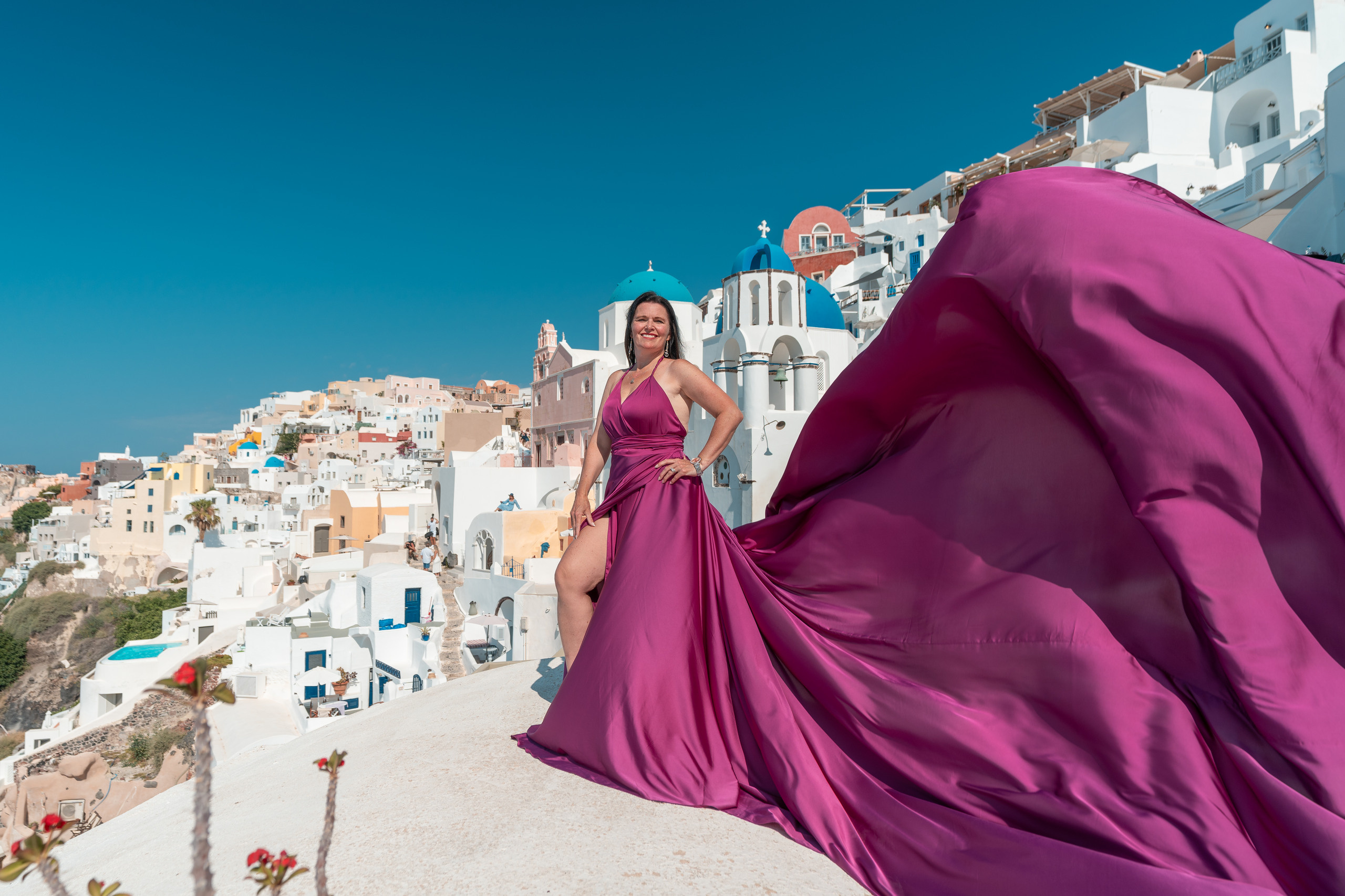 Santorini flying dress reviews photographer & Testimonials | SokoLOVE. Photographer in Santorini SokoLOVE Alex| Flying Dress Santorini