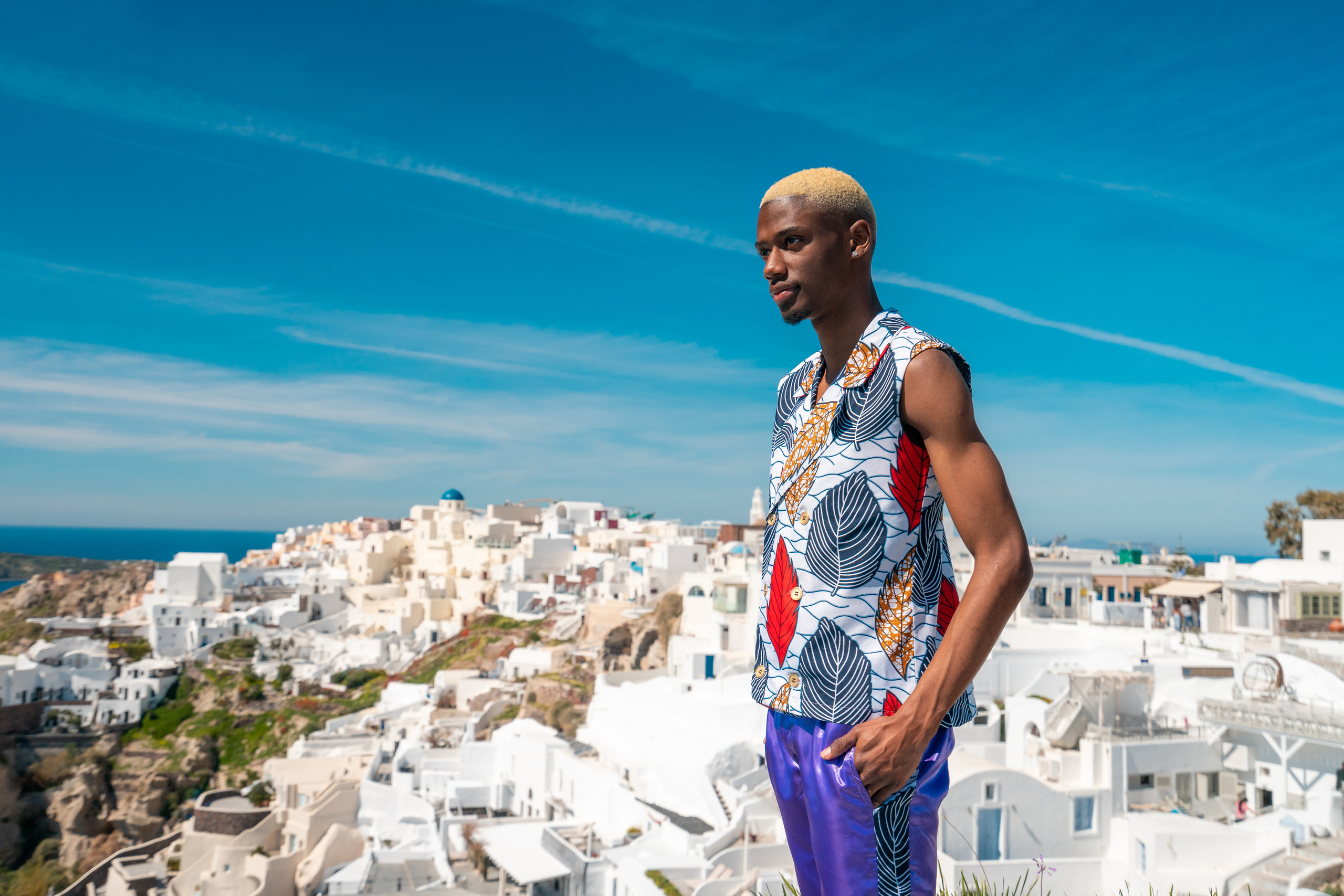 Join a couple on their love journey in Portugal through Sokolove’s 2020 photoshoot. Captured in real-time, these photos are untouched by Photoshop, offering an authentic and genuine portrayal of their connection.