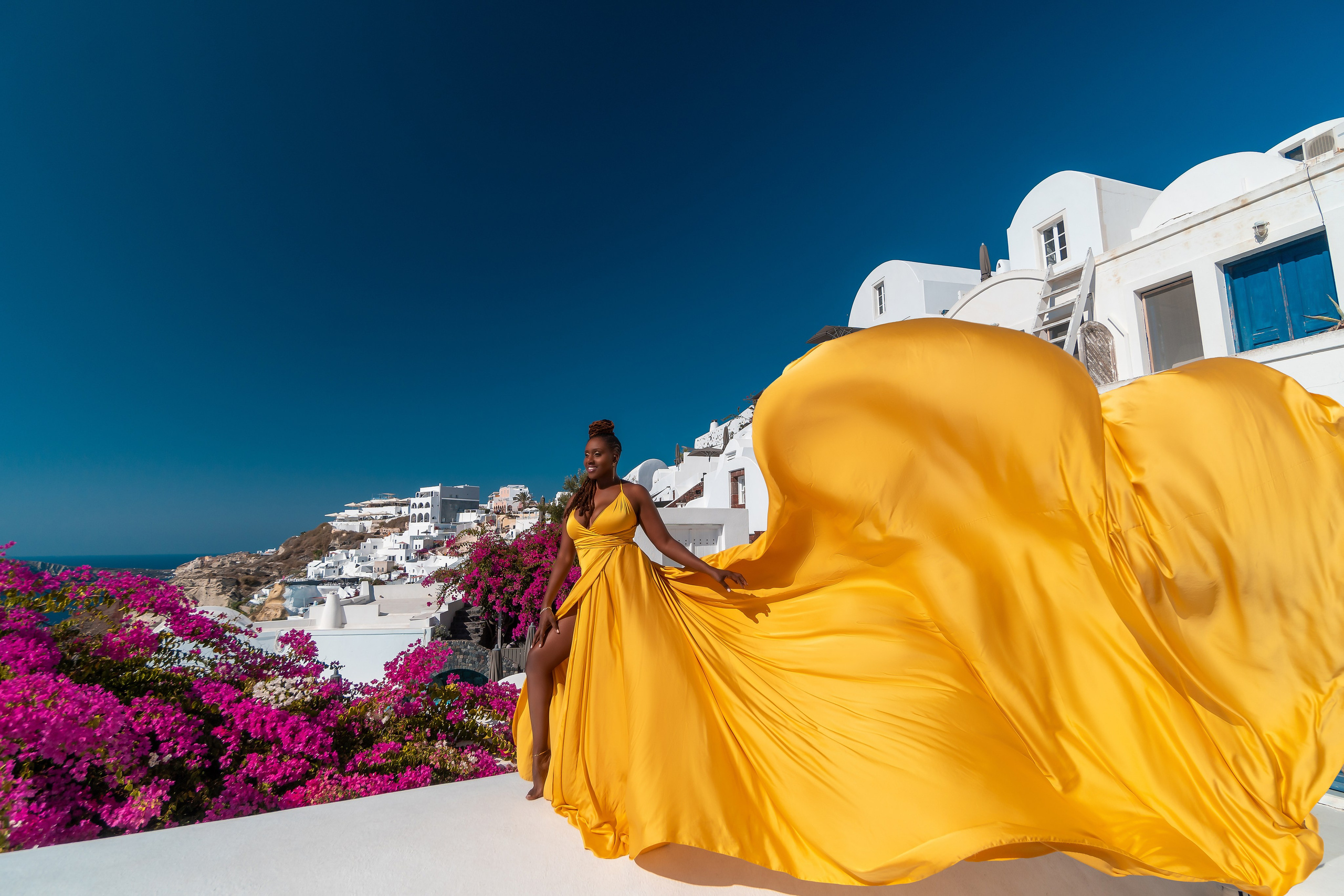 Flying Dress santorini. Photographer in Santorini SokoLOVE Alex| Flying Dress Santorini