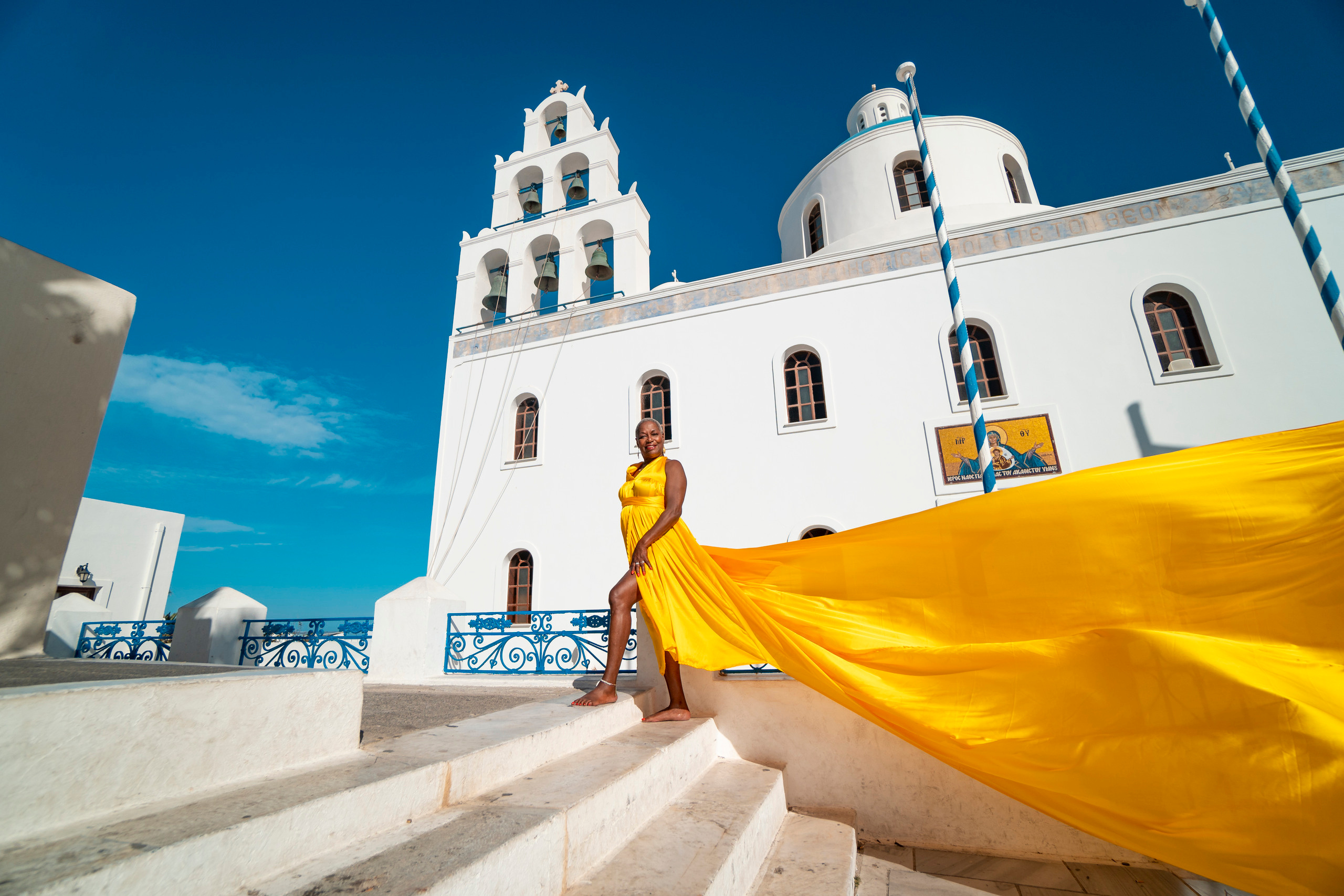 Santorini flying dress reviews photographer & Testimonials | SokoLOVE. Photographer in Santorini SokoLOVE Alex| Flying Dress Santorini