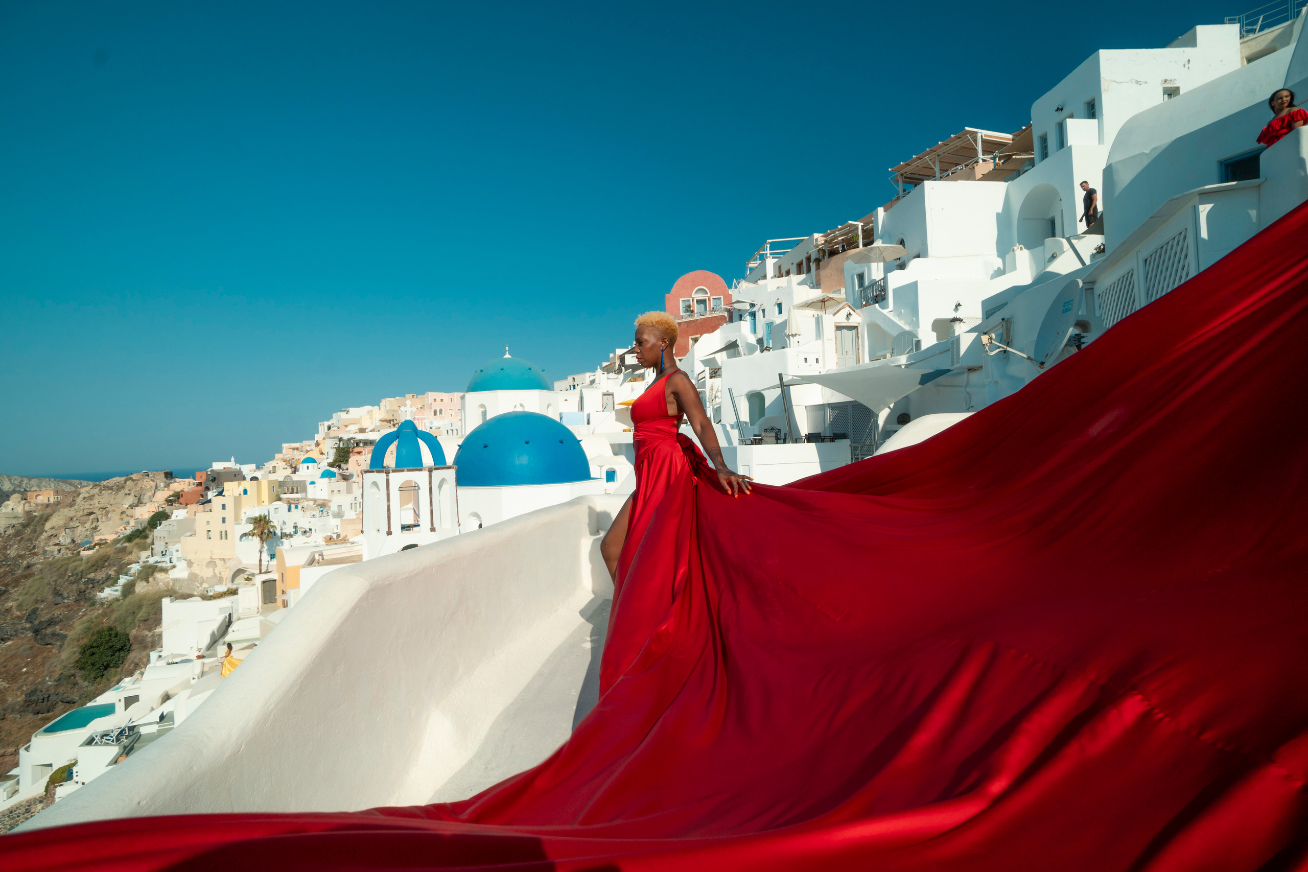 Santorini flying dress reviews photographer & Testimonials | SokoLOVE. Photographer in Santorini SokoLOVE Alex| Flying Dress Santorini