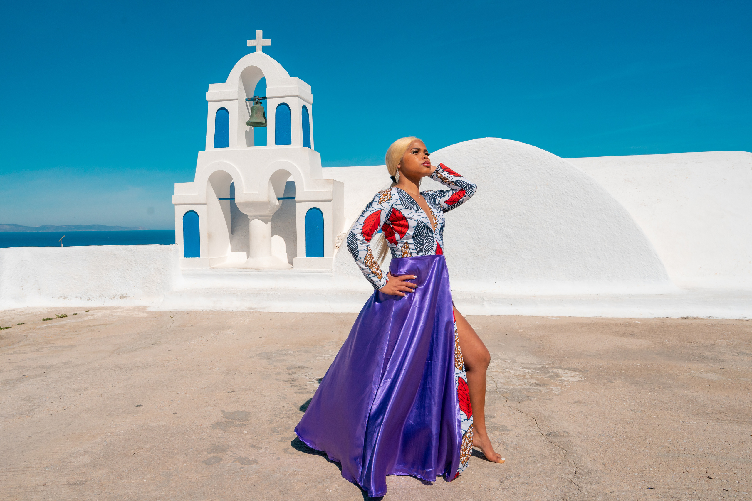 Relive a couple’s beautiful journey through a genuine love story photoshoot in Portugal by Sokolove. Captured in 2020, these unedited, real moments reveal the depth of their love without any Photoshop magic.